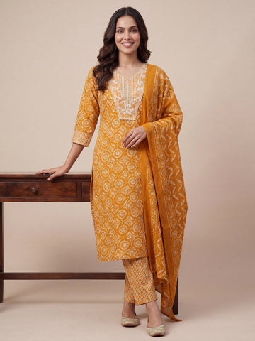 Mustard Ethnic Printed Cotton Blend Straight Suit Set With Dupatta