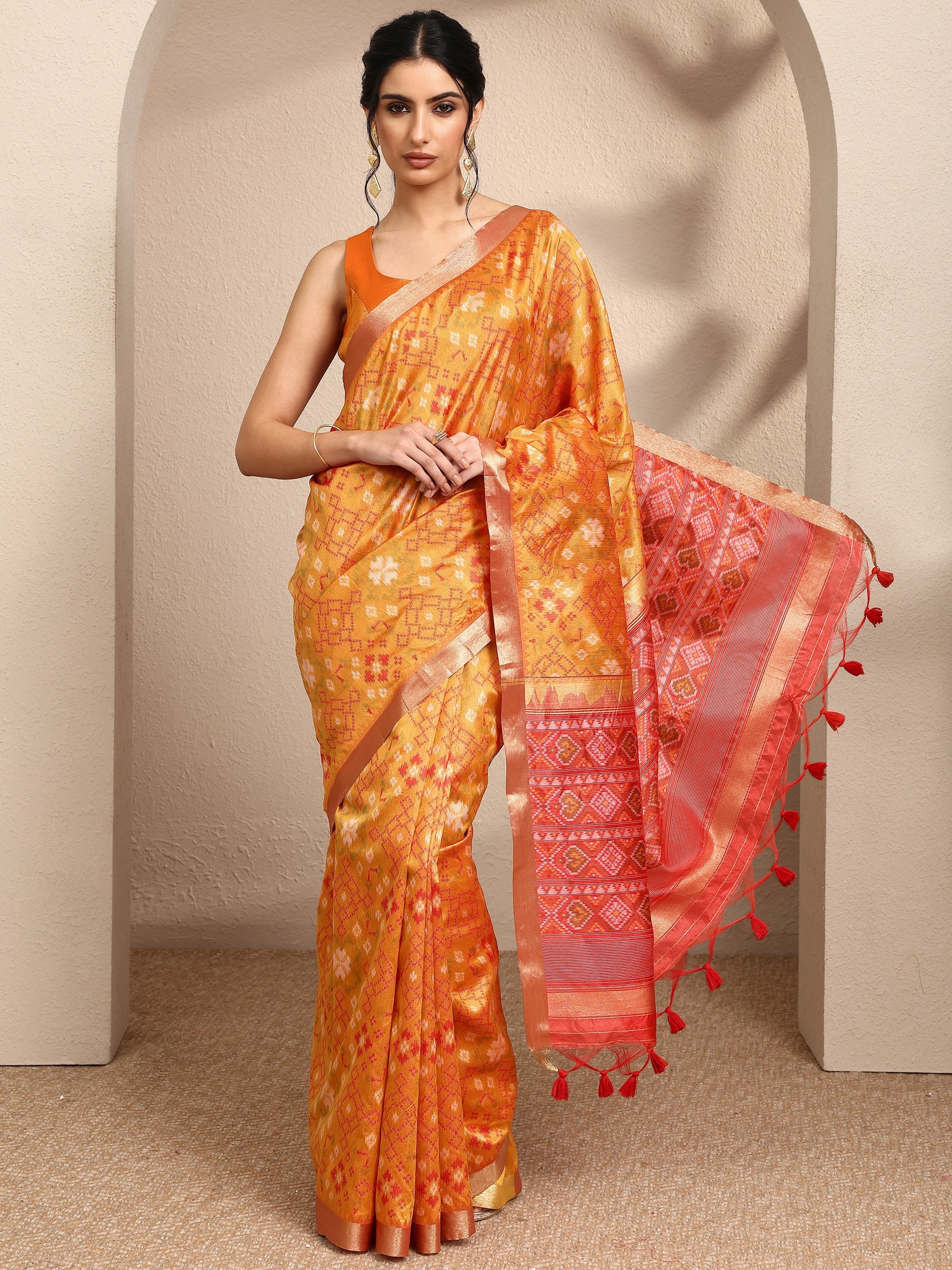libas Mustard Woven Design Banarsi Silk Blend Saree With Unstitched Blouse Piece-picture-25