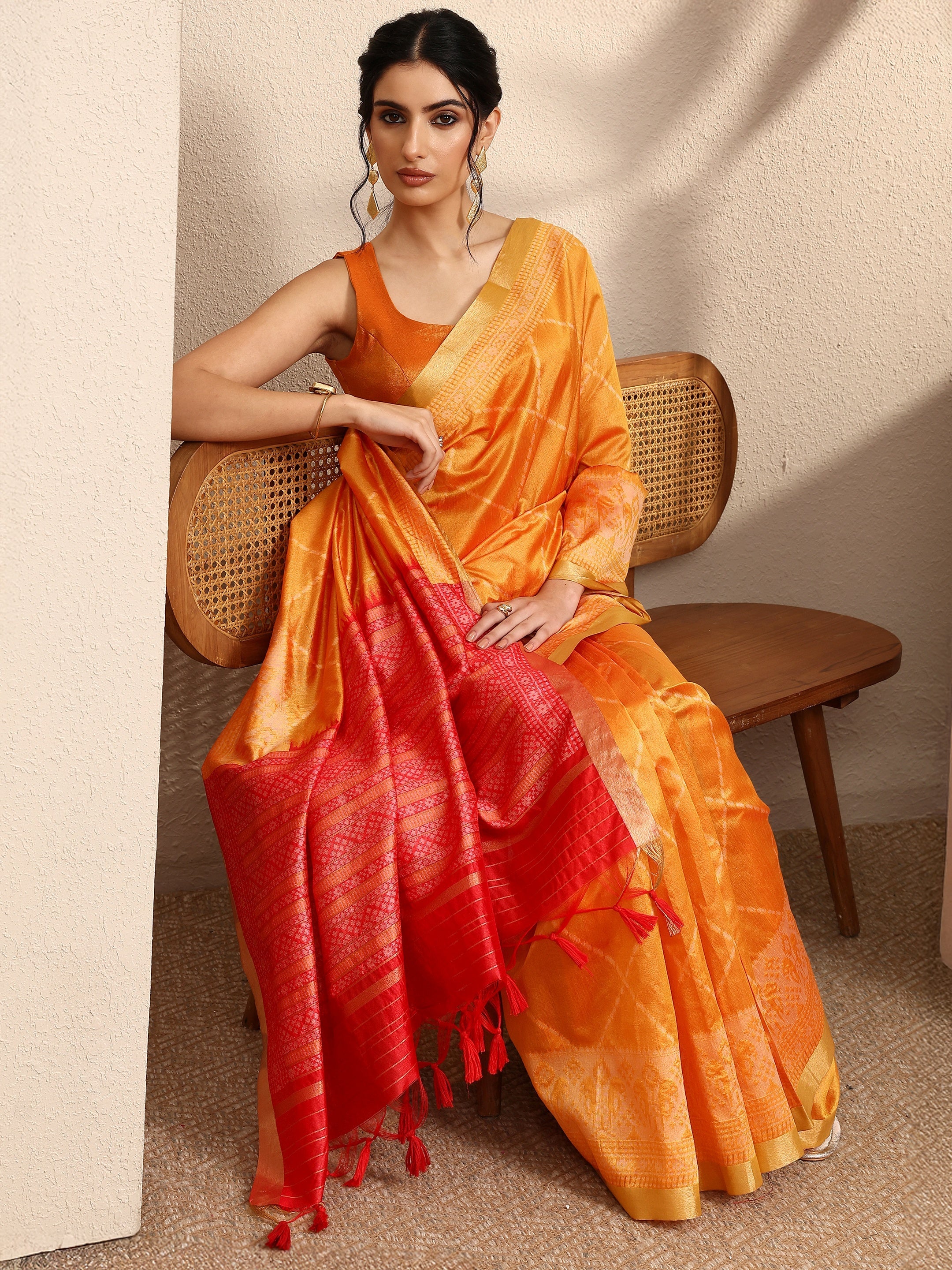 Mustard Woven Design Banarsi Silk Blend Saree With Unstitched Blouse Piece-image-36