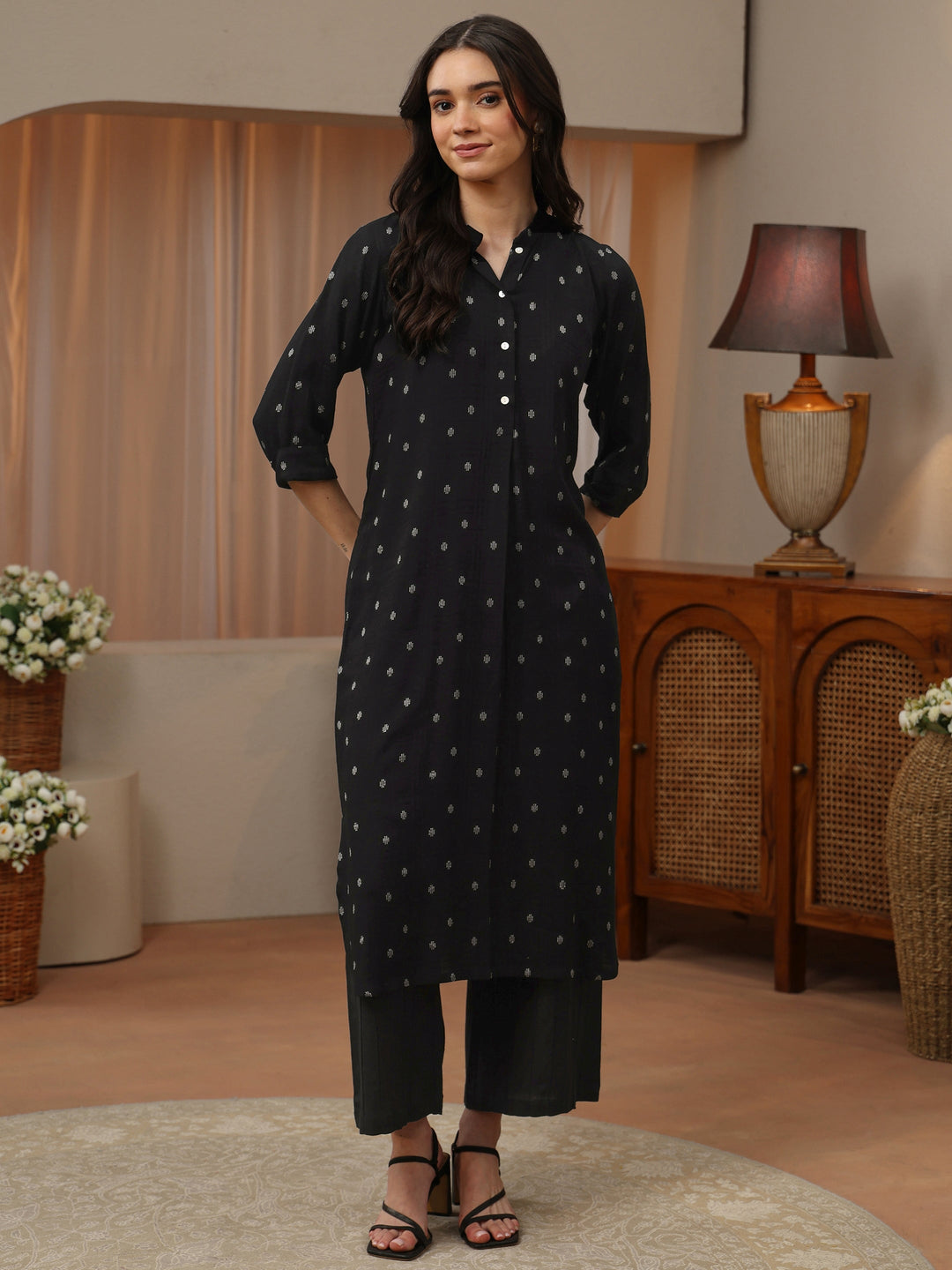  Off White Abstract Printed Panelled A-Line Kurta 