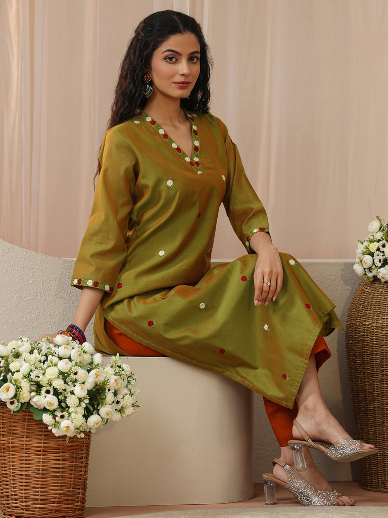 Libas Green Floral Embroidered Chanderi Silk Straight Kurta