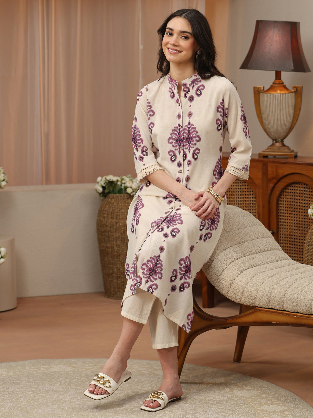  Off White Abstract Printed Panelled A-Line Kurta 
