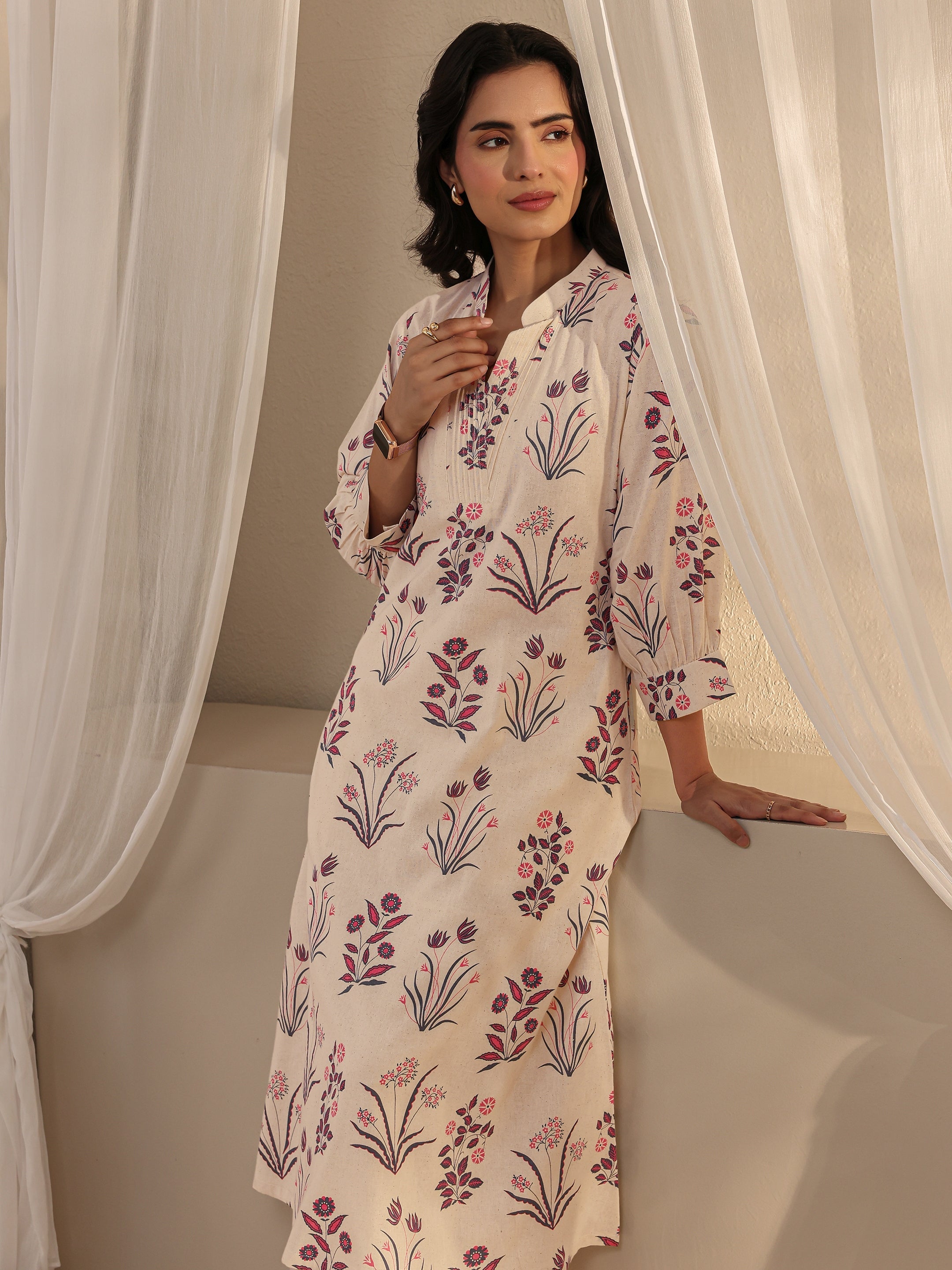libas Off White Floral Printed Cotton A-Line Kurta-picture-29