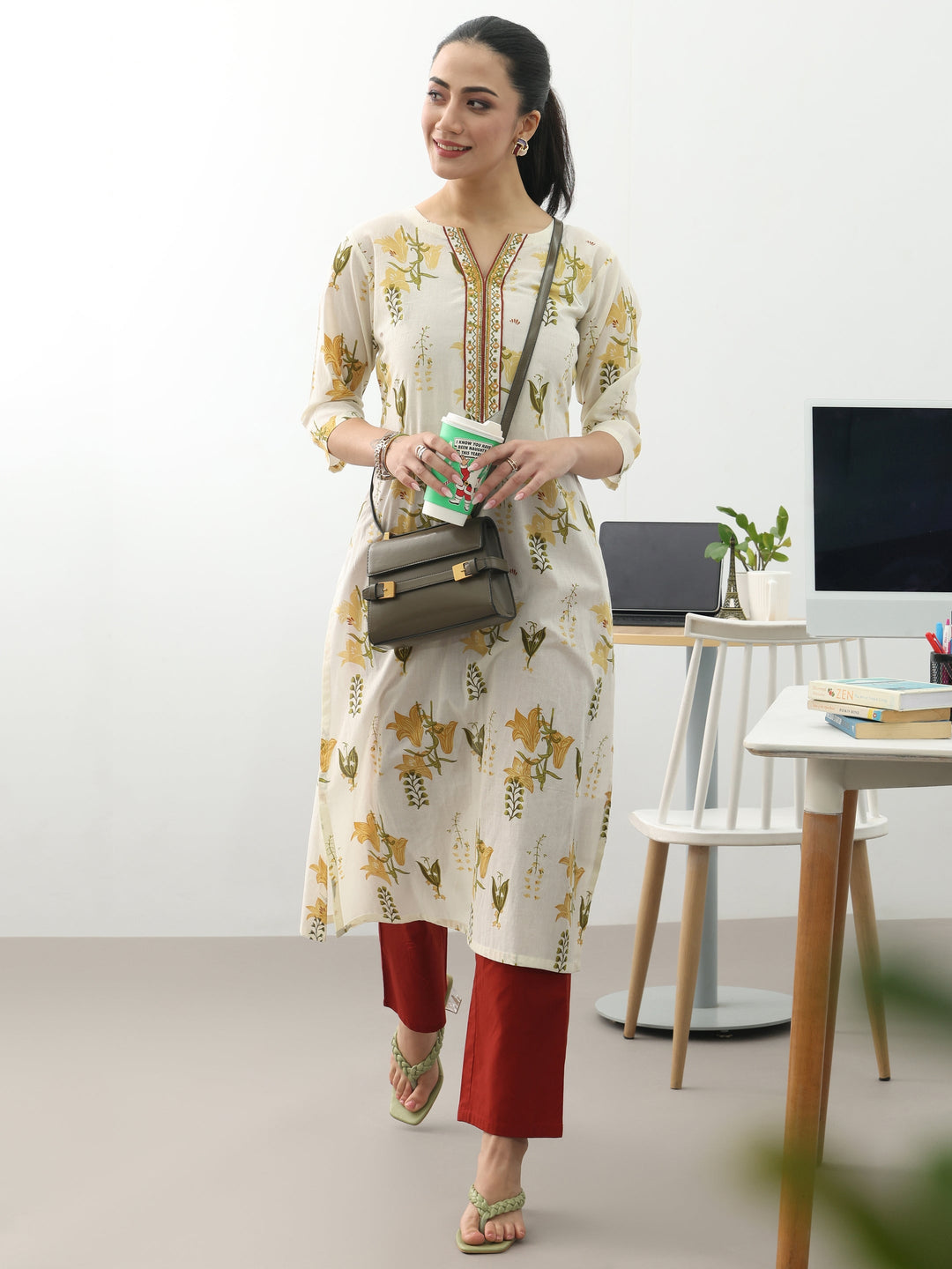  Off White Floral Printed Cotton Straight Kurta 