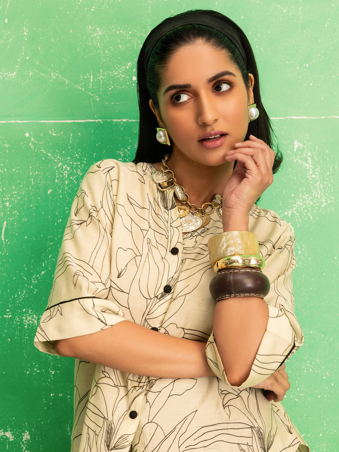 Material Girl Off White Floral Printed Silk Blend Straight Short Kurti