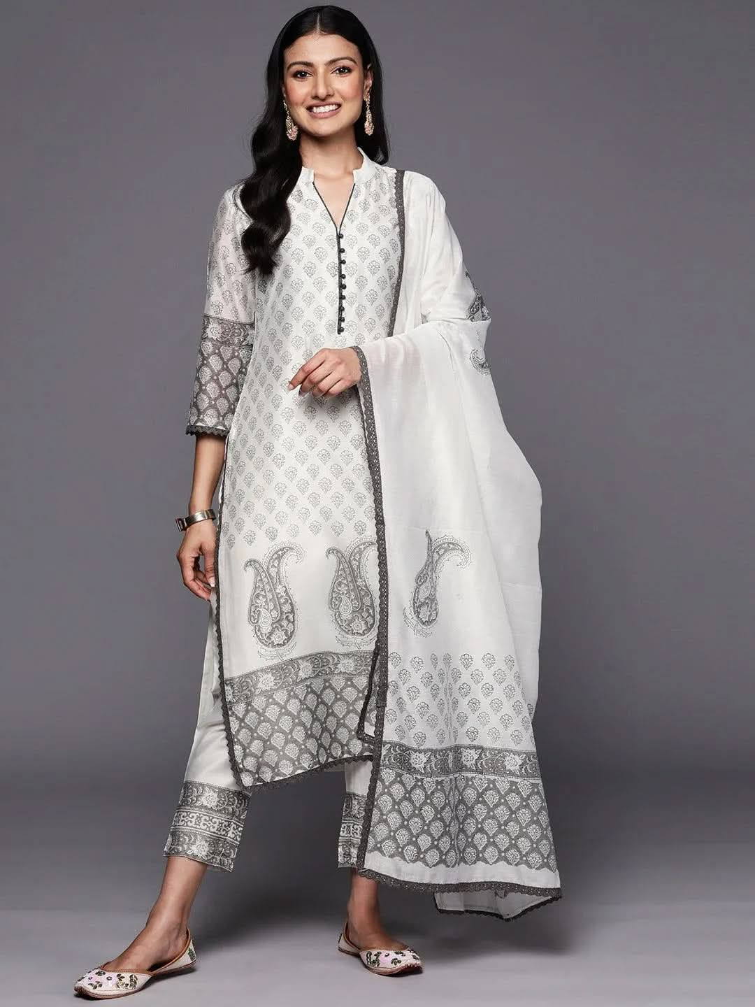 Off White Printed Chanderi Silk Straight Suit Set With Trousers - Libas