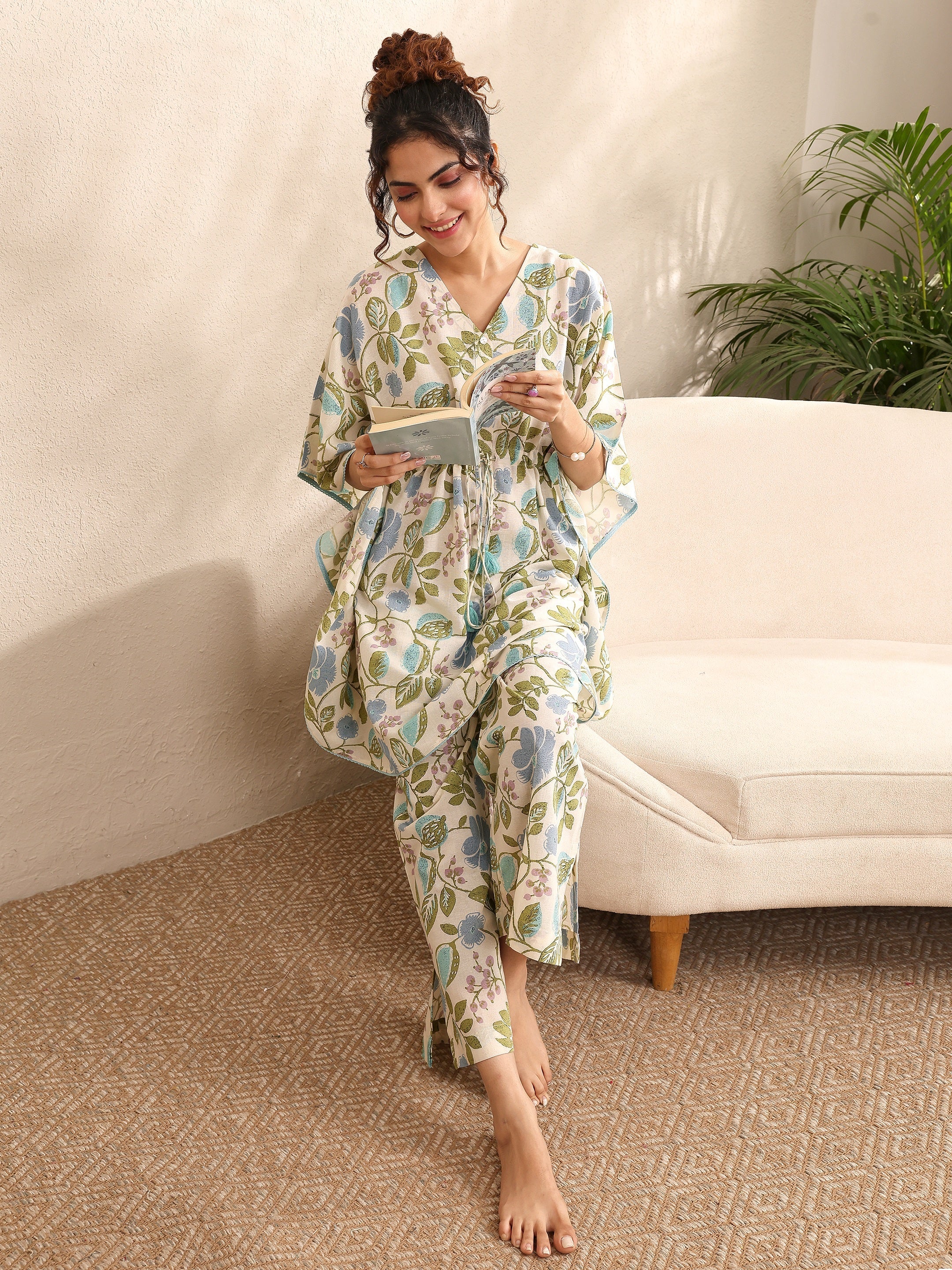 libas Off White Printed Cotton Night Suit-picture-20