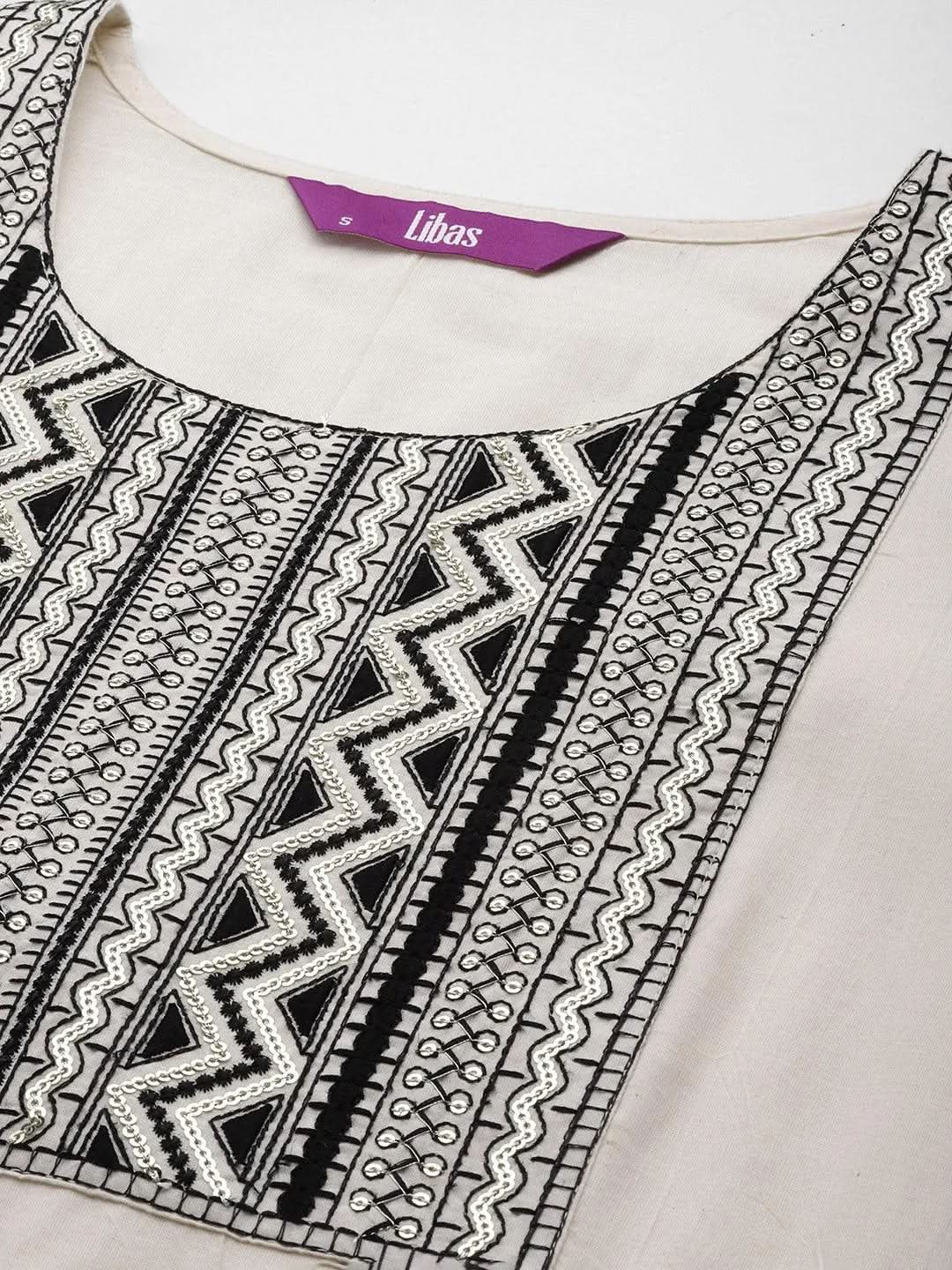 

Off White Printed Cotton Straight Kurta