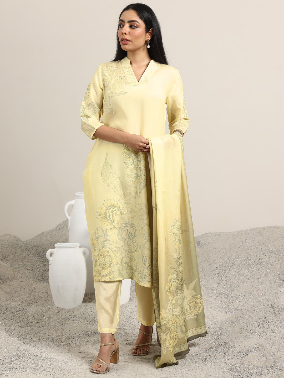  Off White Printed Silk Blend Straight Suit With Dupatta 