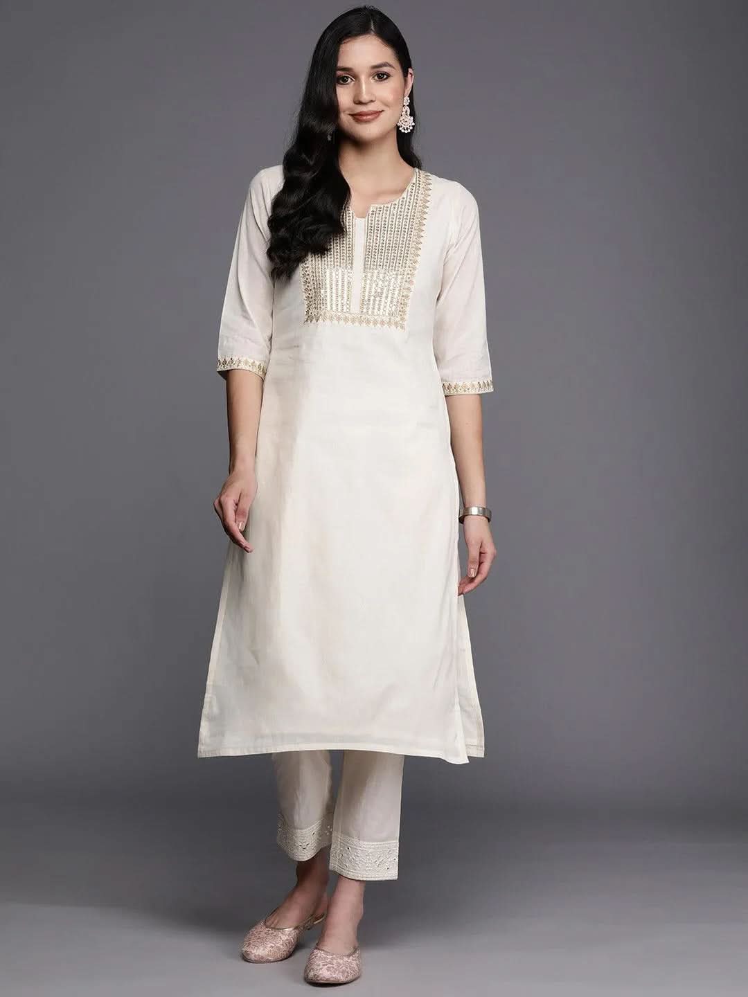 

Off White Yoke Design Cotton Straight Kurta