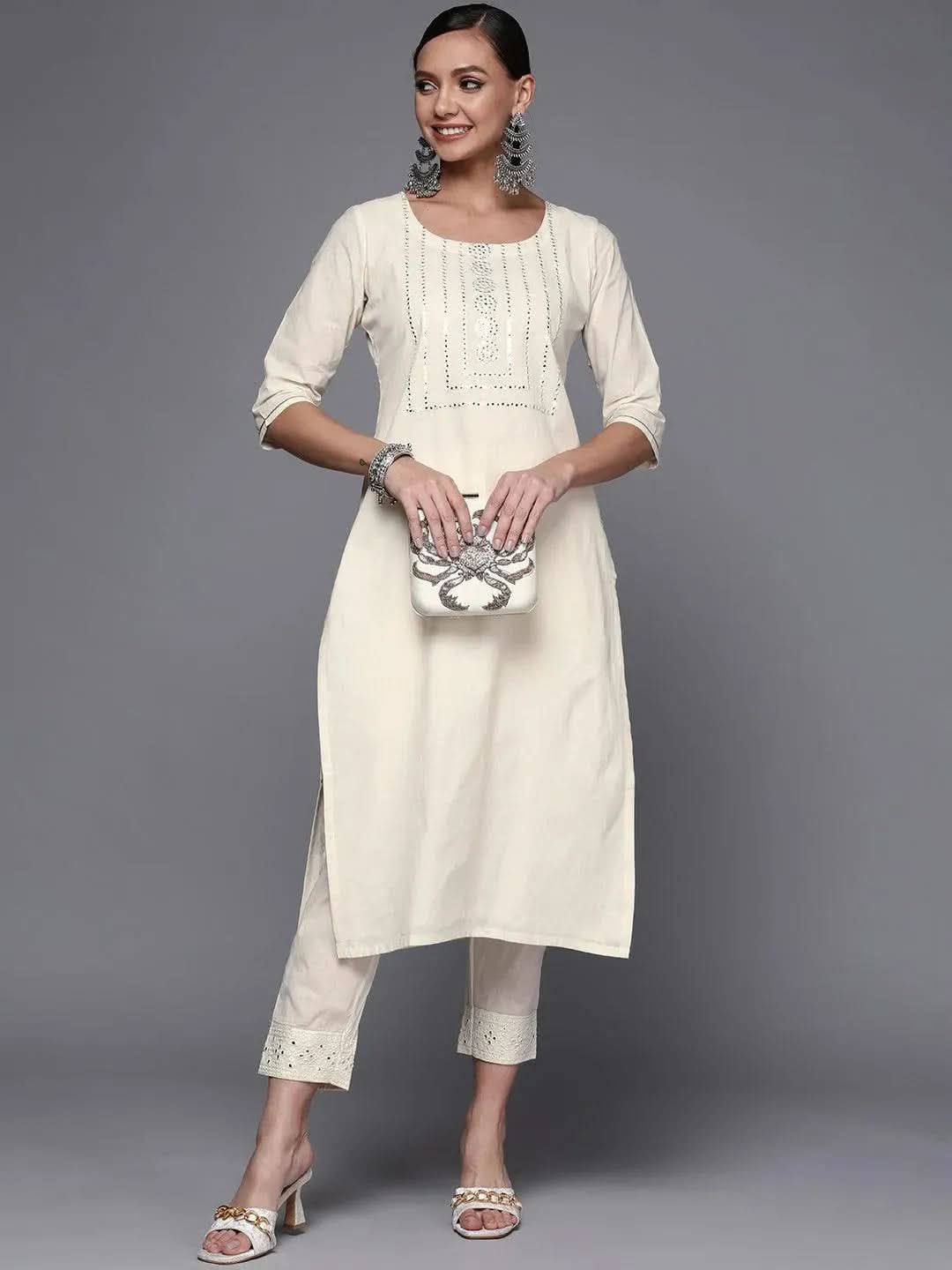 

Off White Yoke Design Cotton Straight Kurta