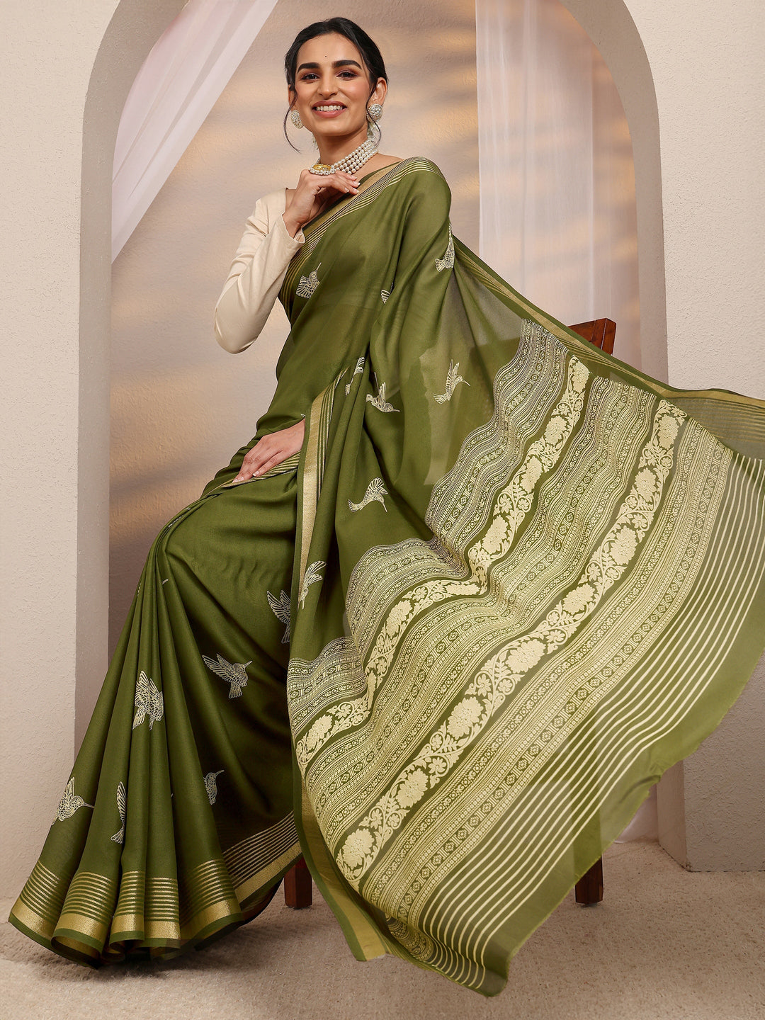 Olive Animal Printed Silk Blend Saree With Unstitched Blouse Piece