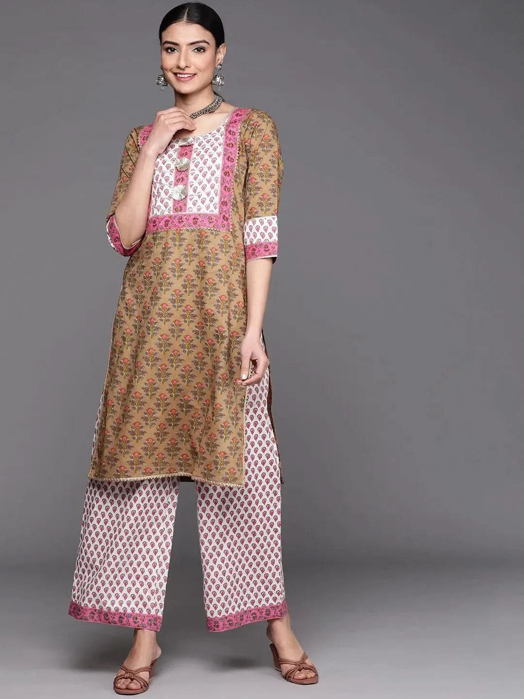 

Buy Olive Green Yoke Design Cotton Kurta - 23364O-XXL | Libas Ethnic Wear Online