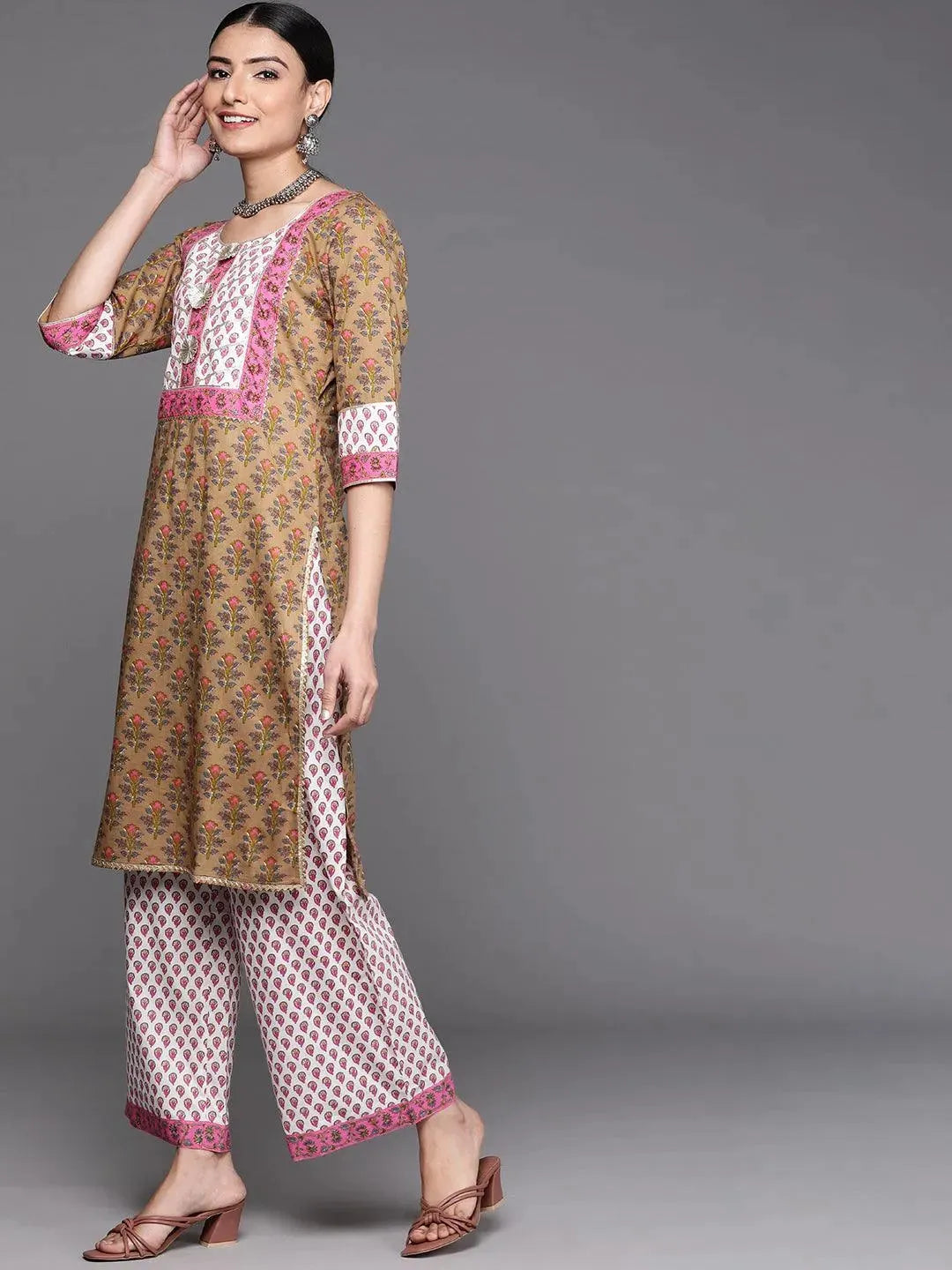 Olive Green Yoke Design Cotton Kurta - Libas 