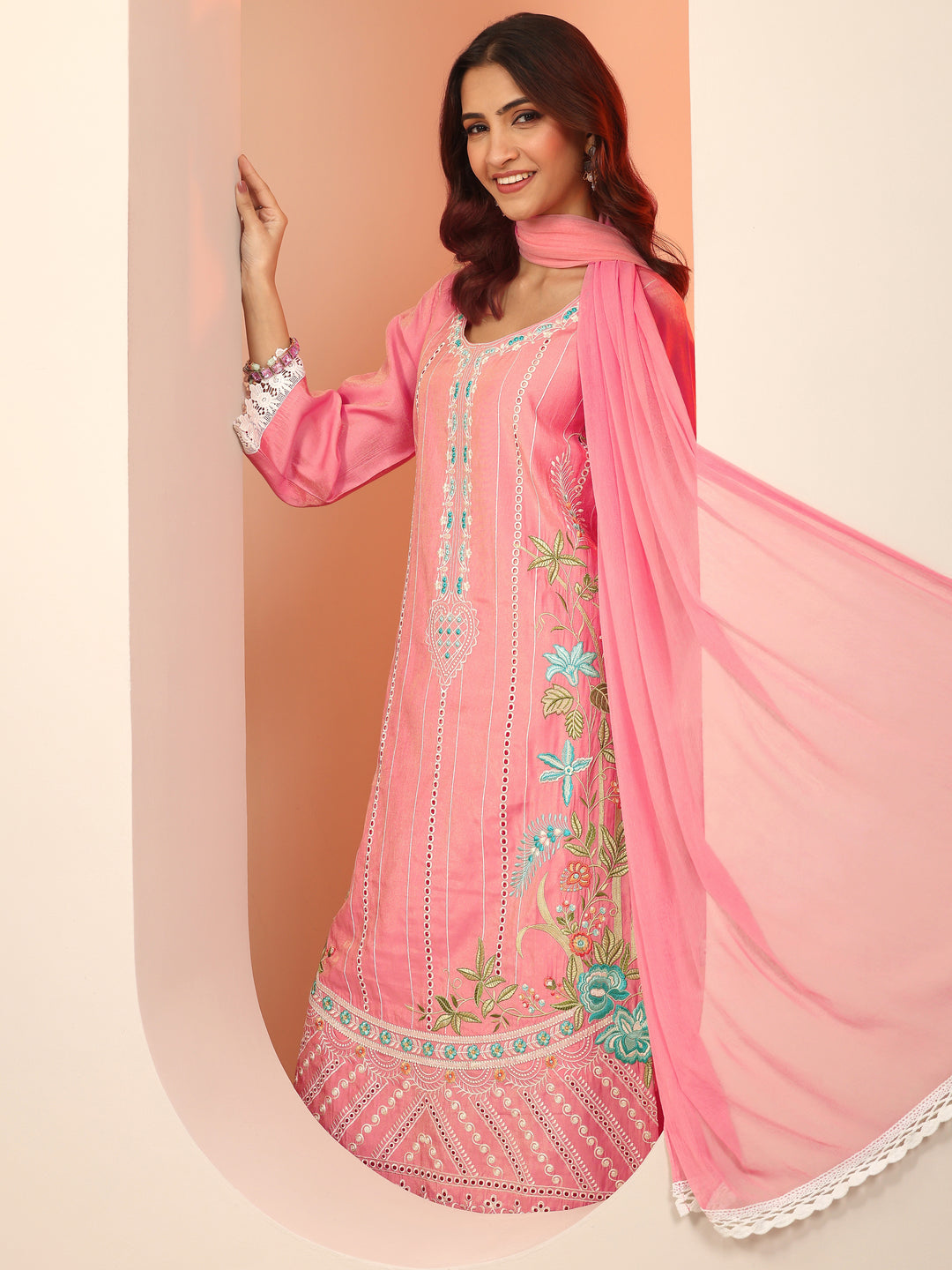 Peach Embroidered Silk Blend Straight Suit Set With Dupatta