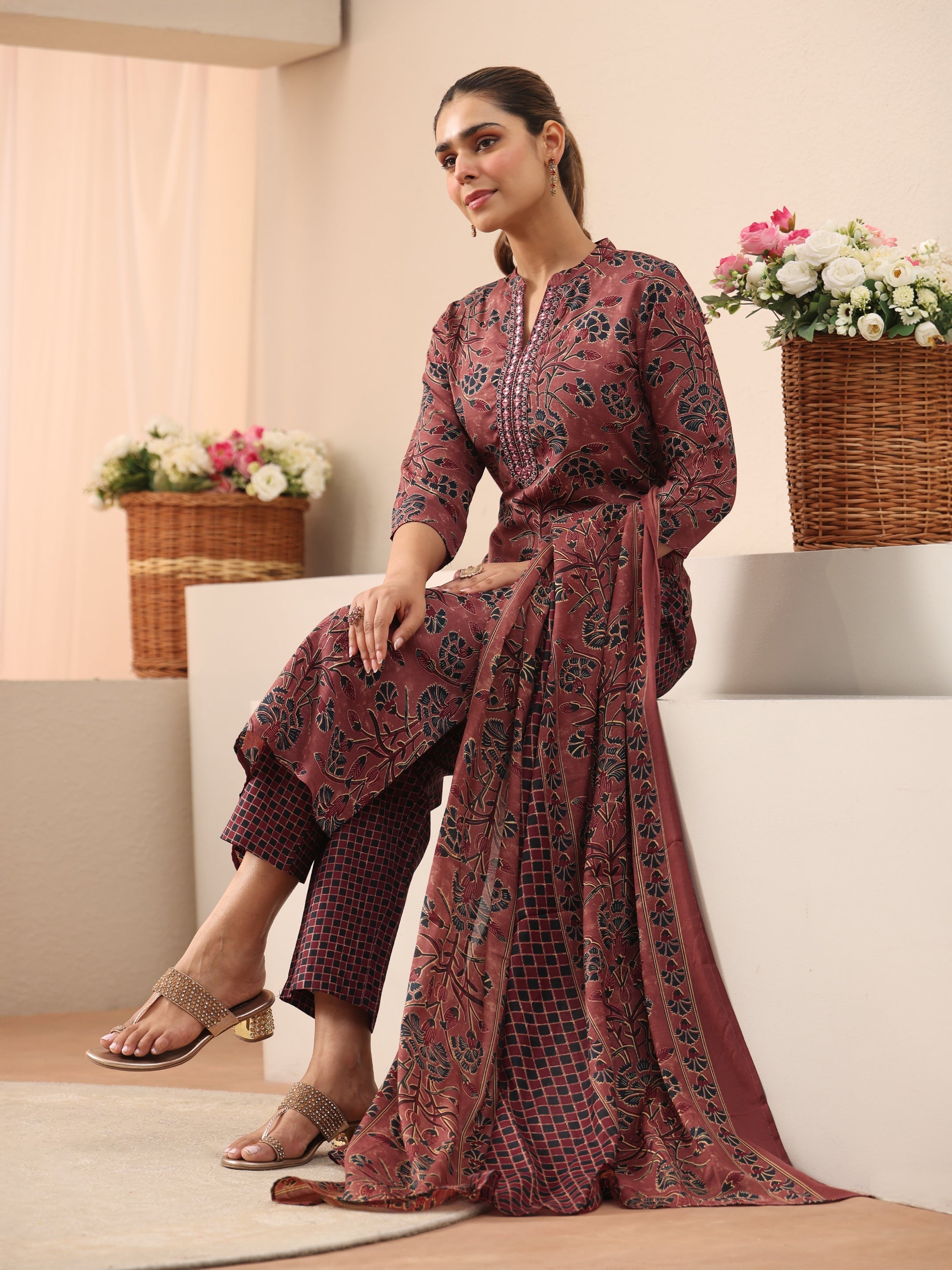 libas Gerua Peach Floral Printed Cotton Blend Straight Suit Set-picture-35