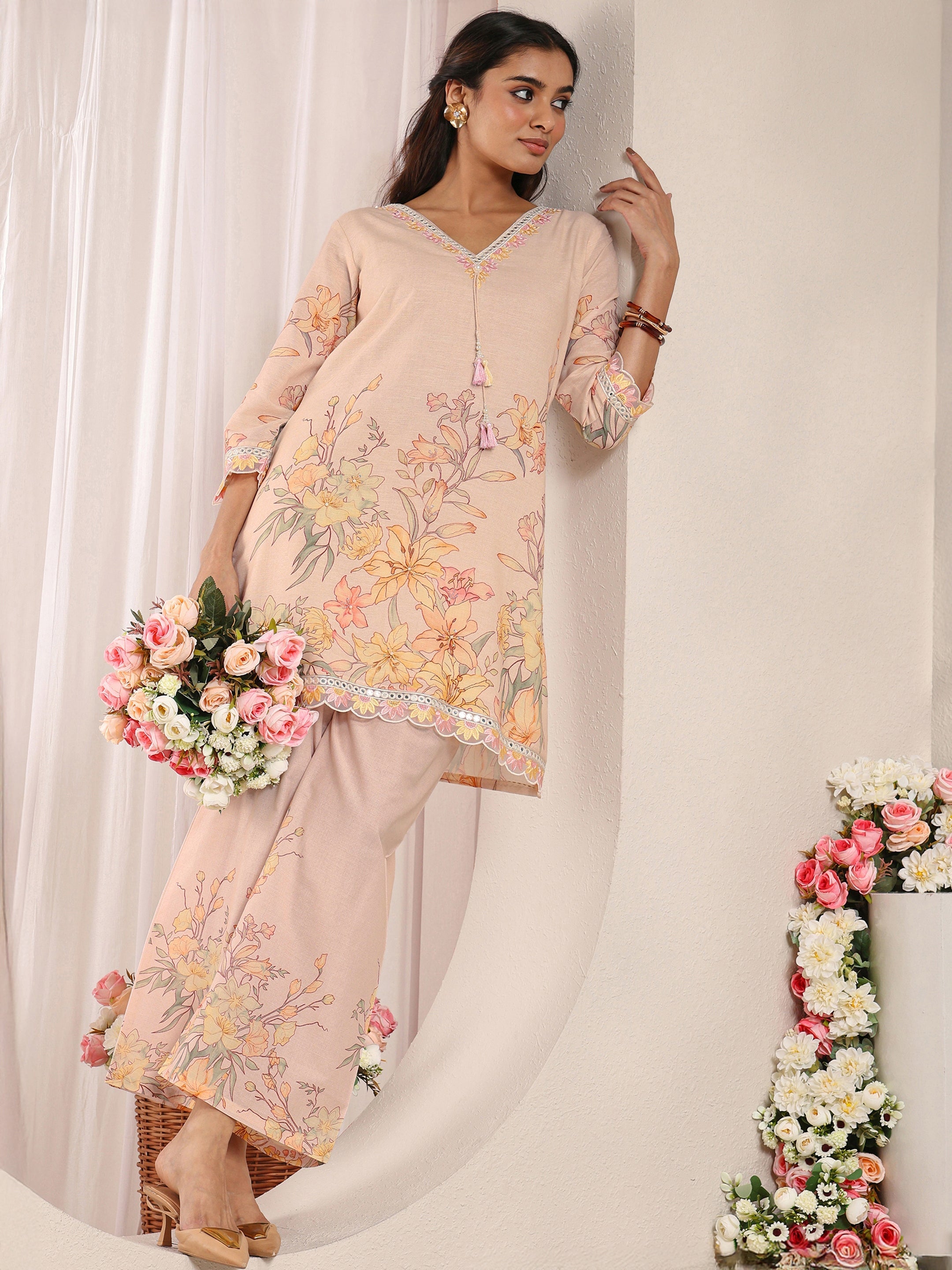 Peach Floral Printed Linen A-Line Kurta Set-image-29
