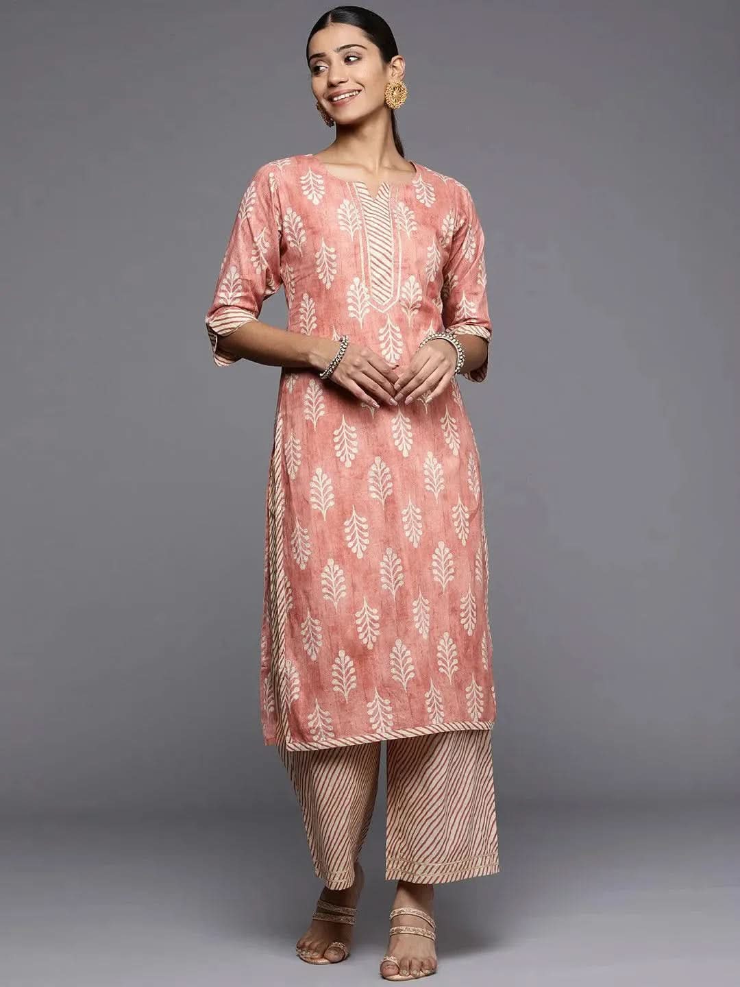 

Peach Printed Cotton Straight Kurta
