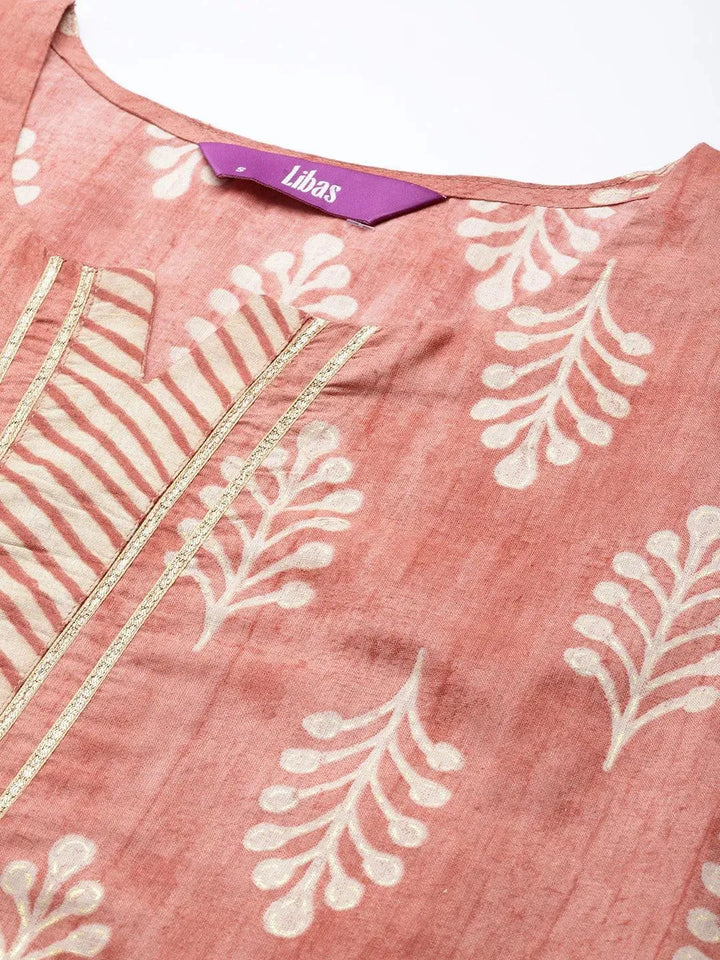 Peach Printed Cotton Straight Kurta - Libas
