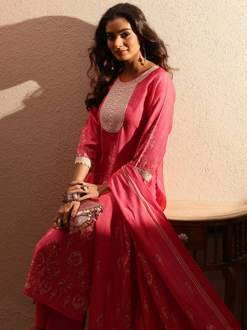 Peach Printed Silk blend Straight Suit Set With Dupatta