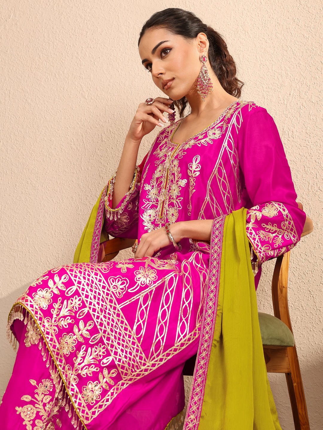 Pink Embroidered Silk Blend Straight Suit Set With Dupatta