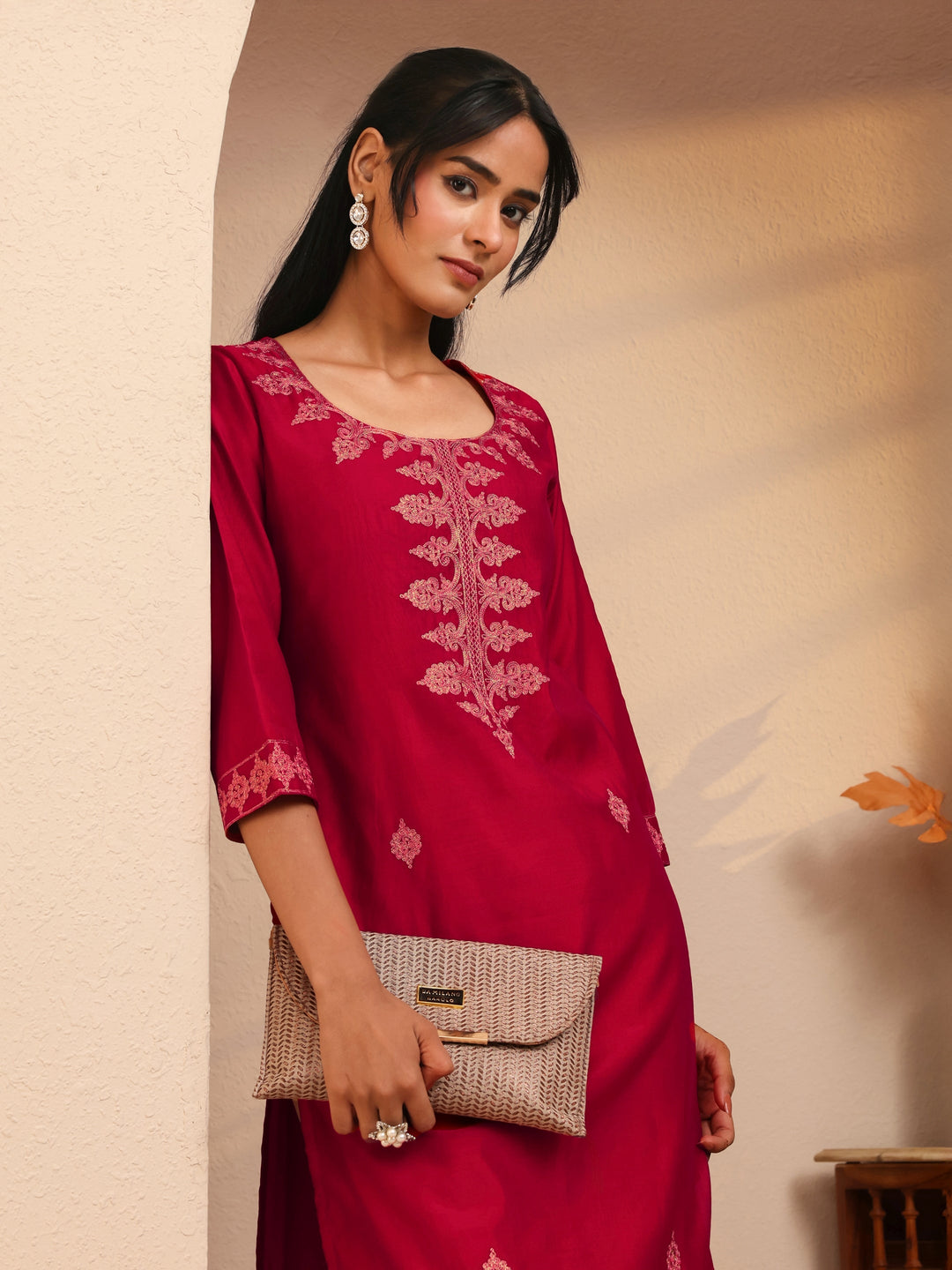  Pink Ethnic Motif Embroidered Silk Blend Straight Kurta 