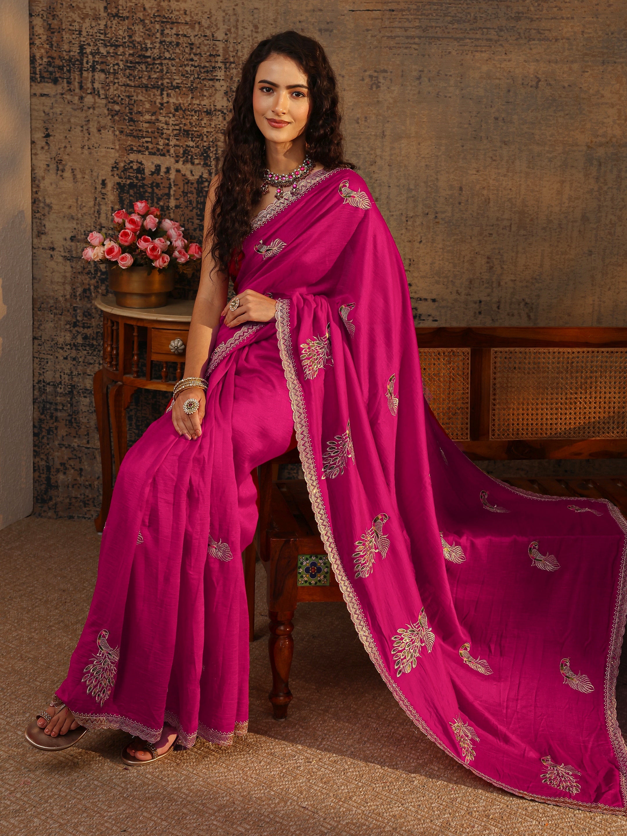 libas Pink Floral Embellished Silk Blend Saree With Unstitched Blouse Piece-picture-63