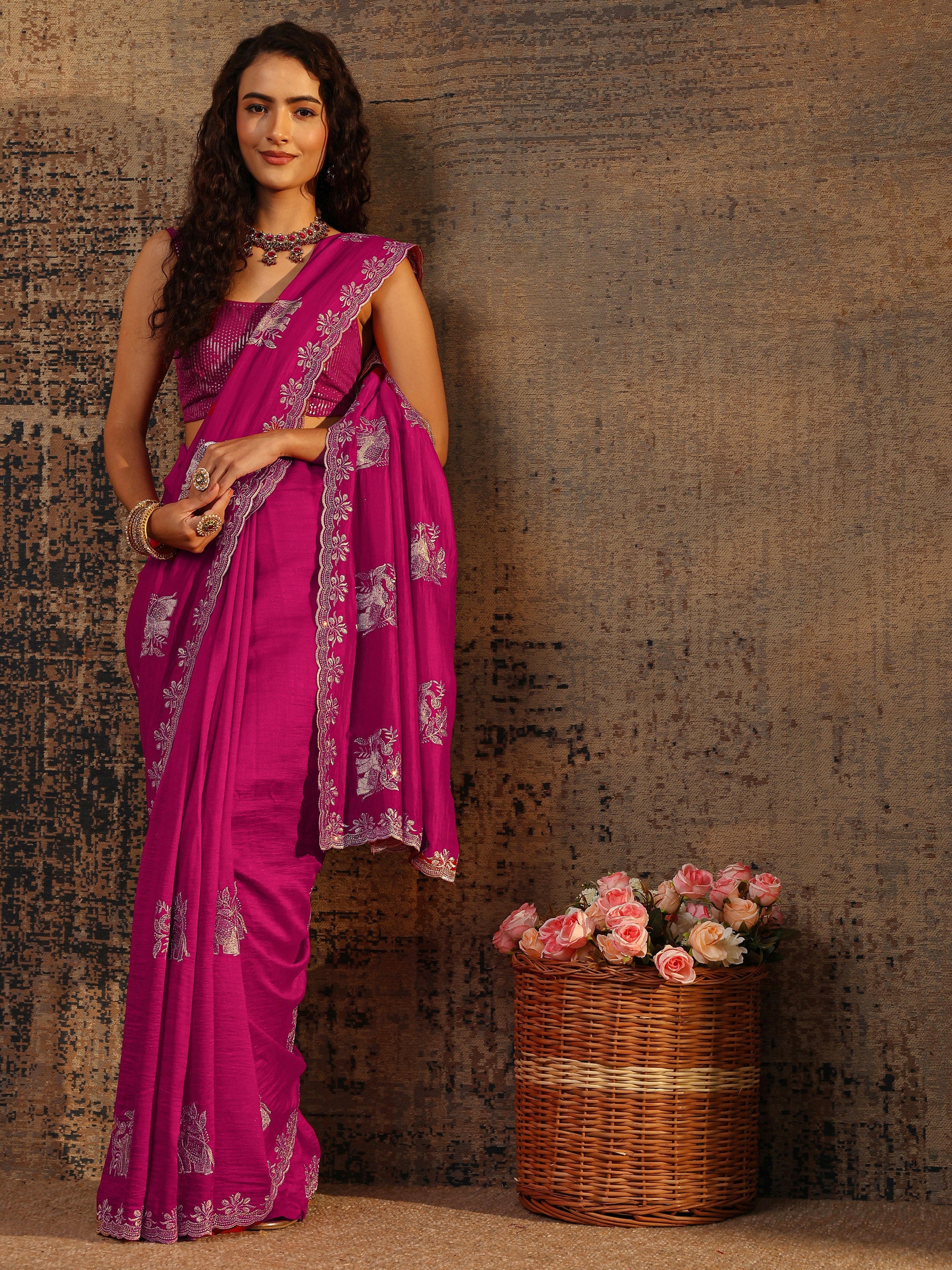 libas Pink Floral Embellished Silk Blend Saree With Unstitched Blouse Piece-picture-12