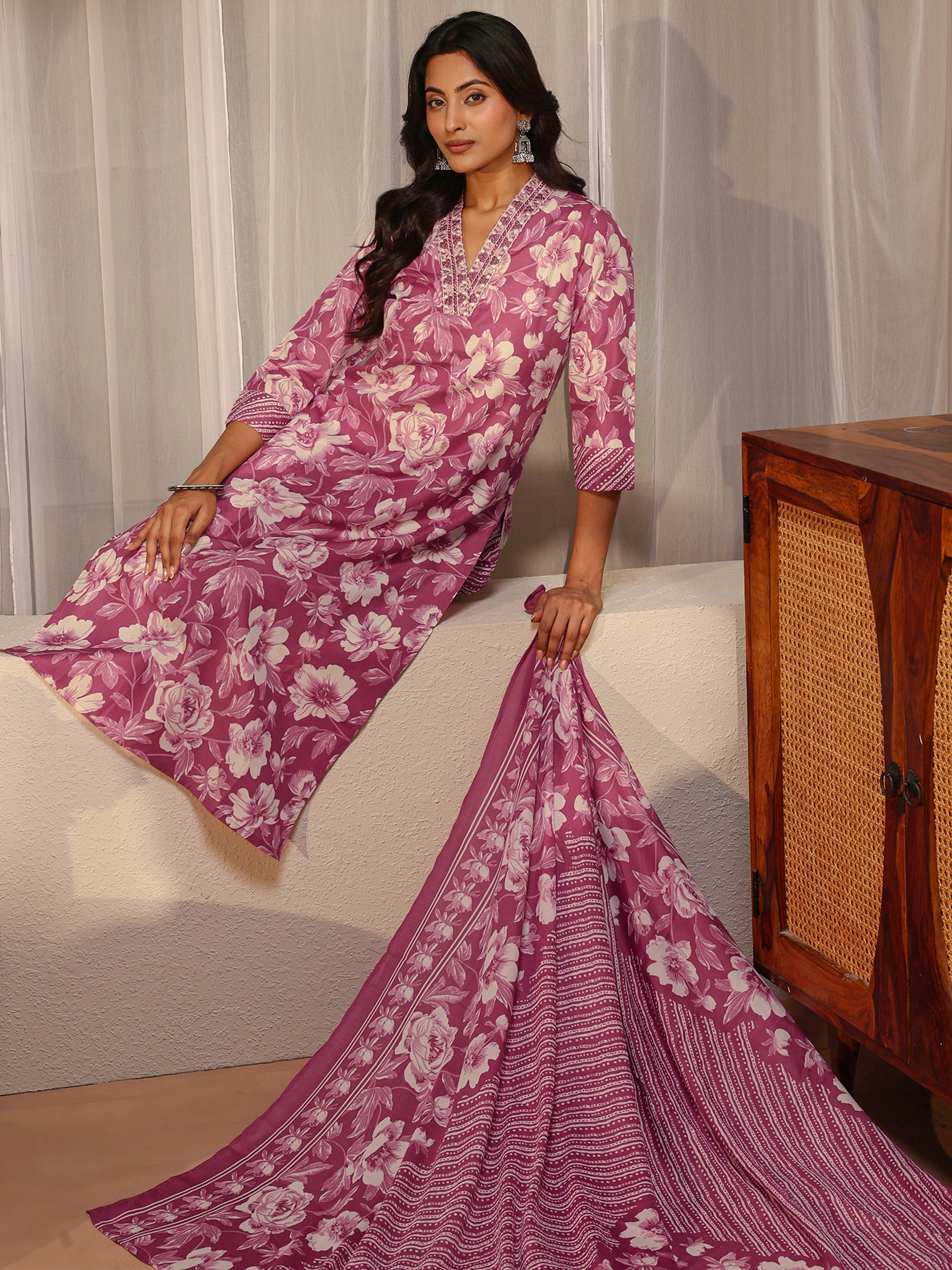 libas Pink Floral Printed Cotton Blend Straight Suit Set-picture-12