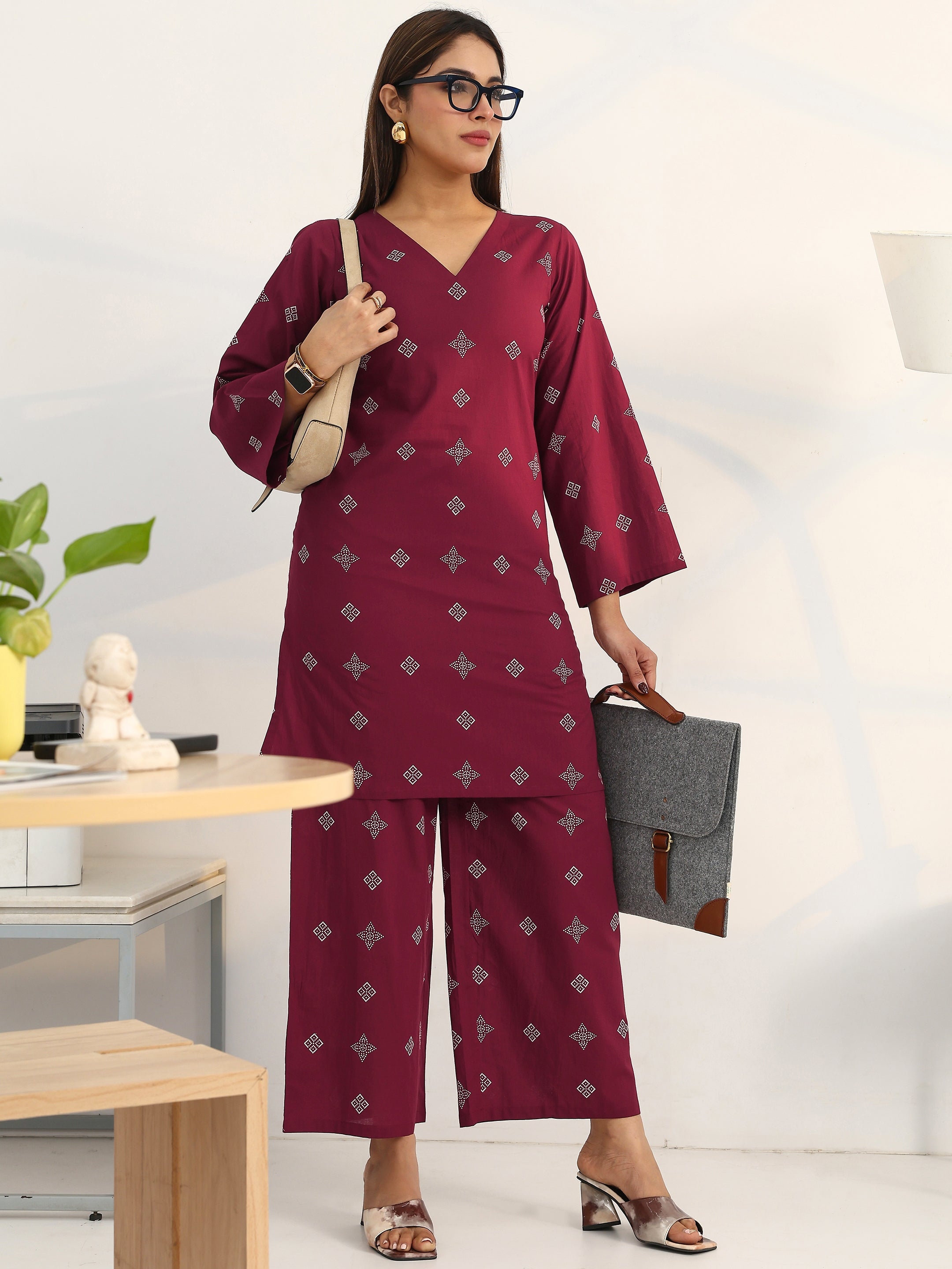Pink Geometric Printed Cotton Blend Straight Kurta Set-image-15