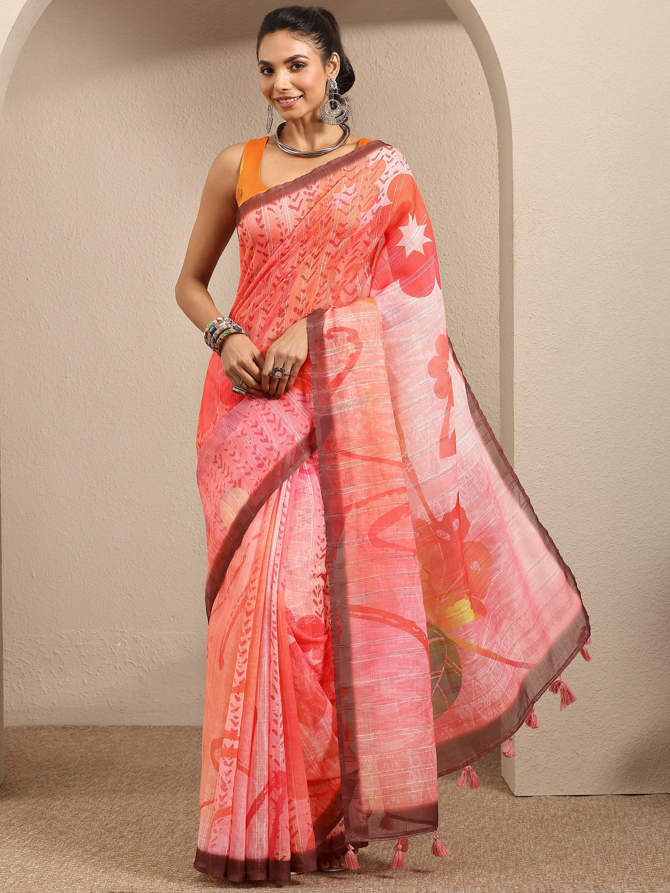 Pink Printed Cotton Blend Saree With Unstitched Blouse Piece-image-3