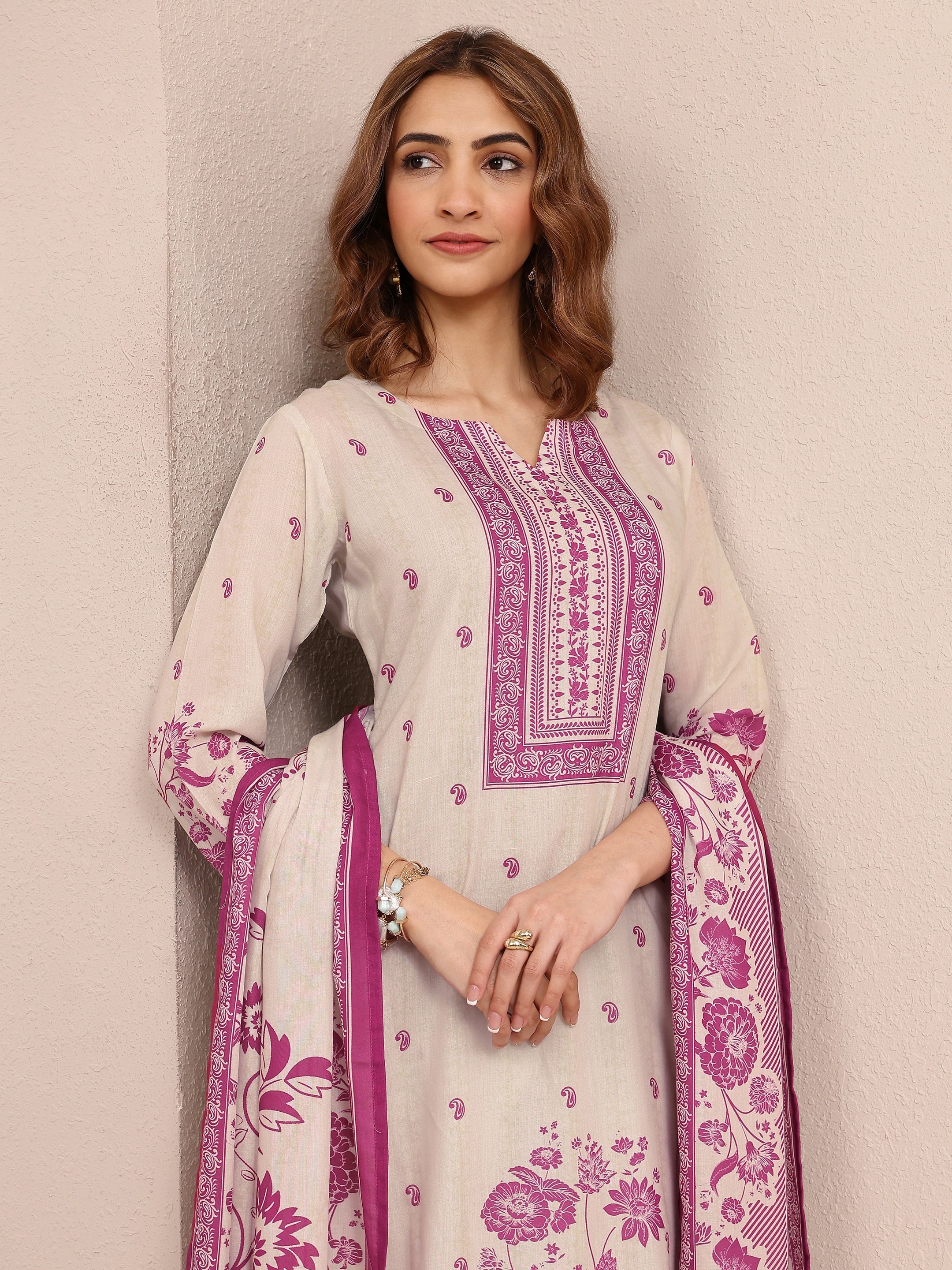 libas Pink Printed cotton blend Straight Suit Set With Dupatta-picture-23