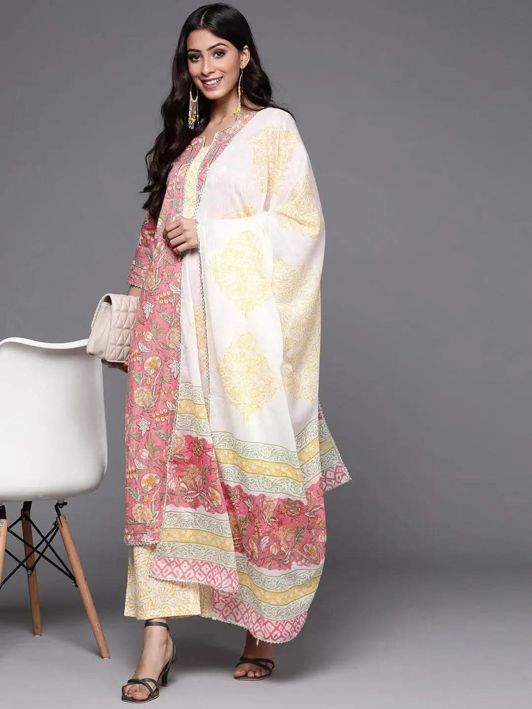 Aspora Women's Geometric Printed Cotton Straight Kurta With Palazzo(KS-Premila-Pink)