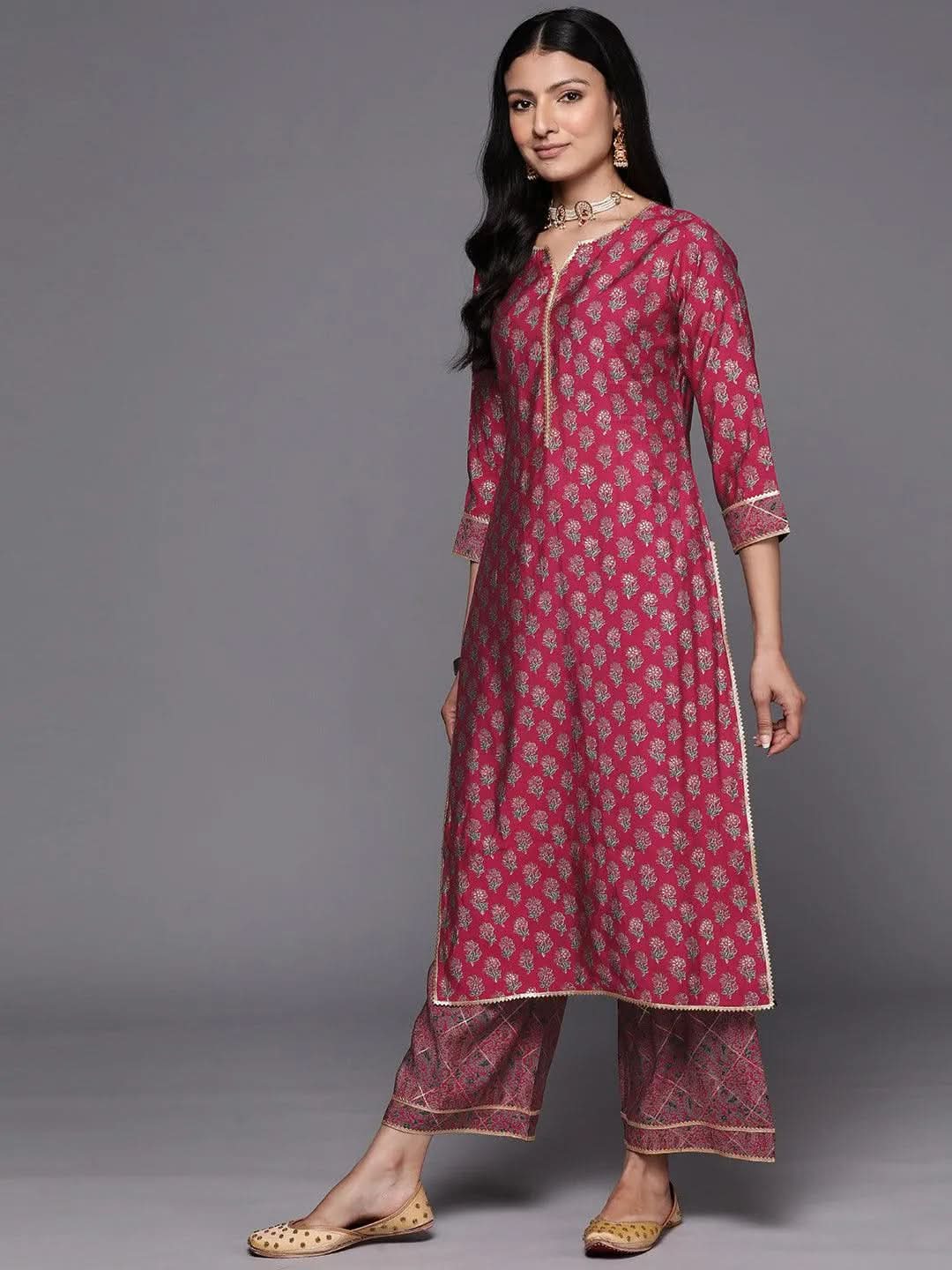 

Pink Printed Silk Blend Straight Kurta With Palazzos & Dupatta