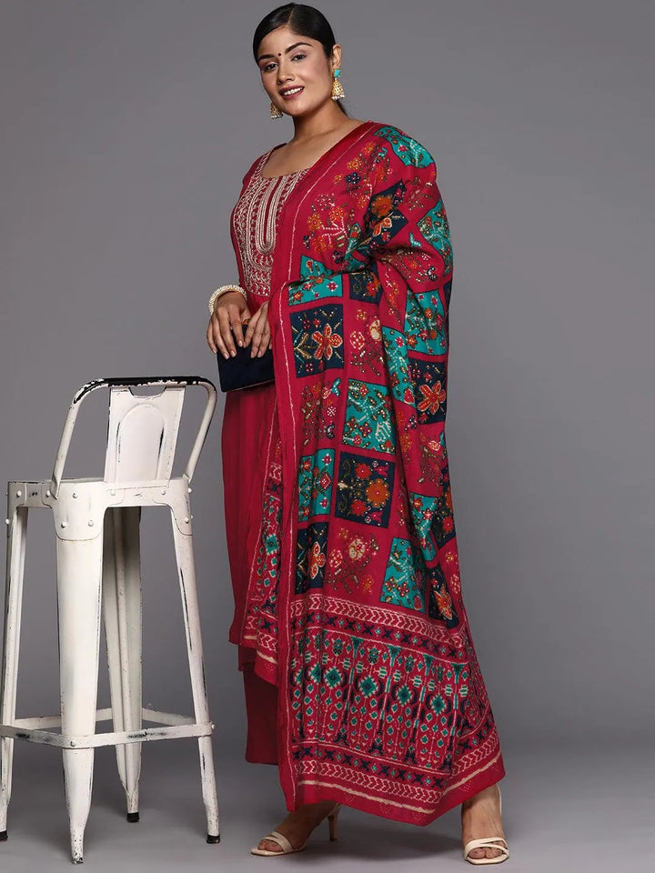 Pink Printed Silk Blend Straight Kurta With Trousers & Dupatta - Libas