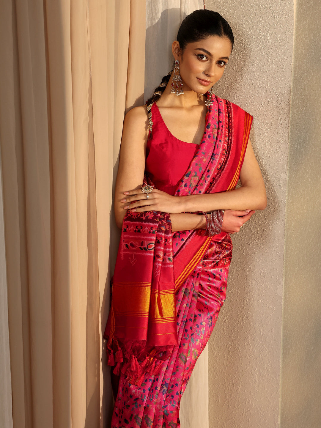 Pink Printed Silk Saree With Unstitched Blouse Piece