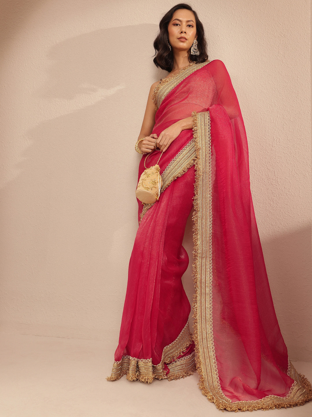 Pink Solid Silk Blend Saree With Unstitched Blouse Piece