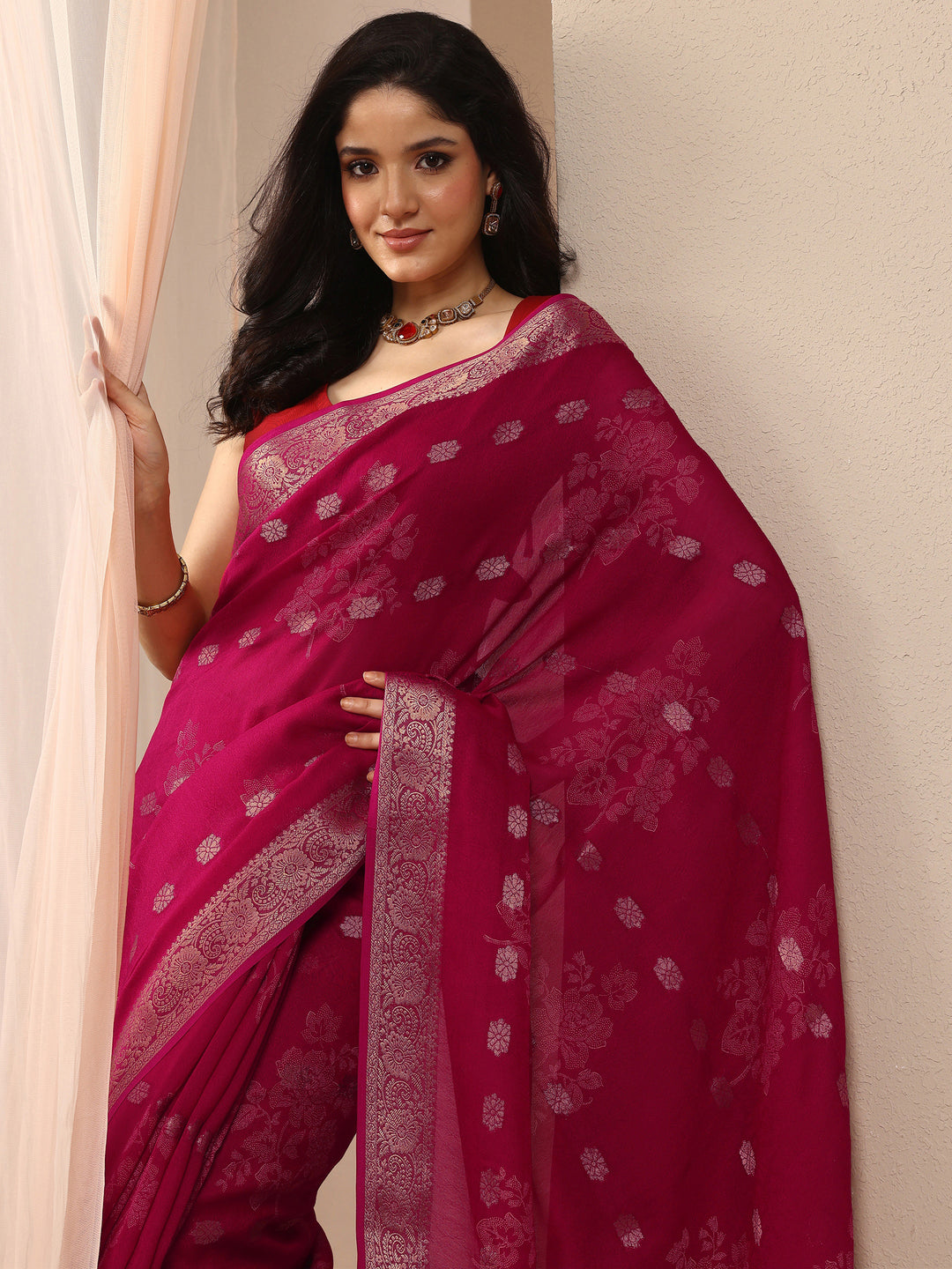  Pink Woven Design Silk Blend Saree With Unstitched Blouse Piece 