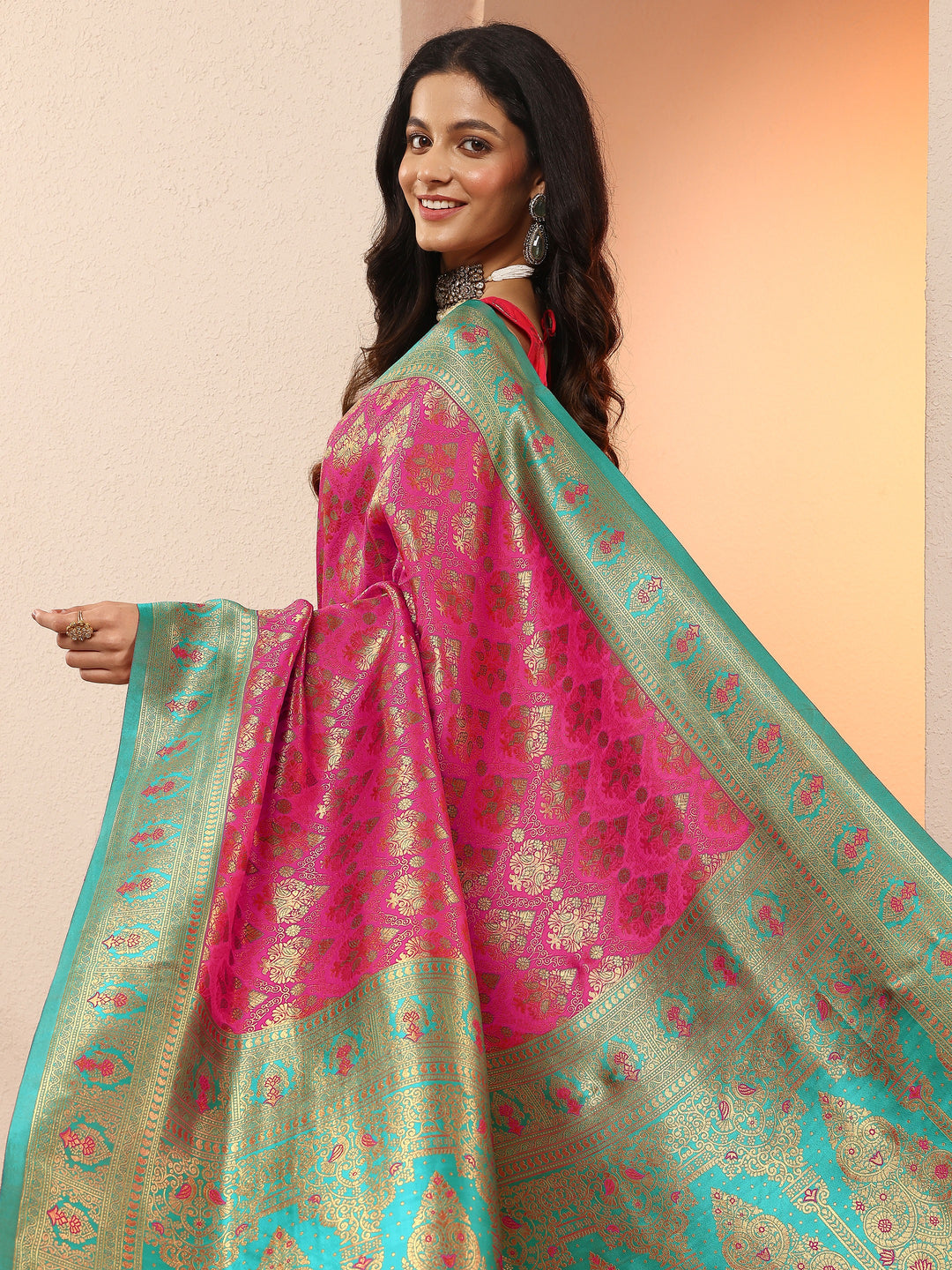 Pink Woven Design Silk Blend Saree With Unstitched Blouse Piece