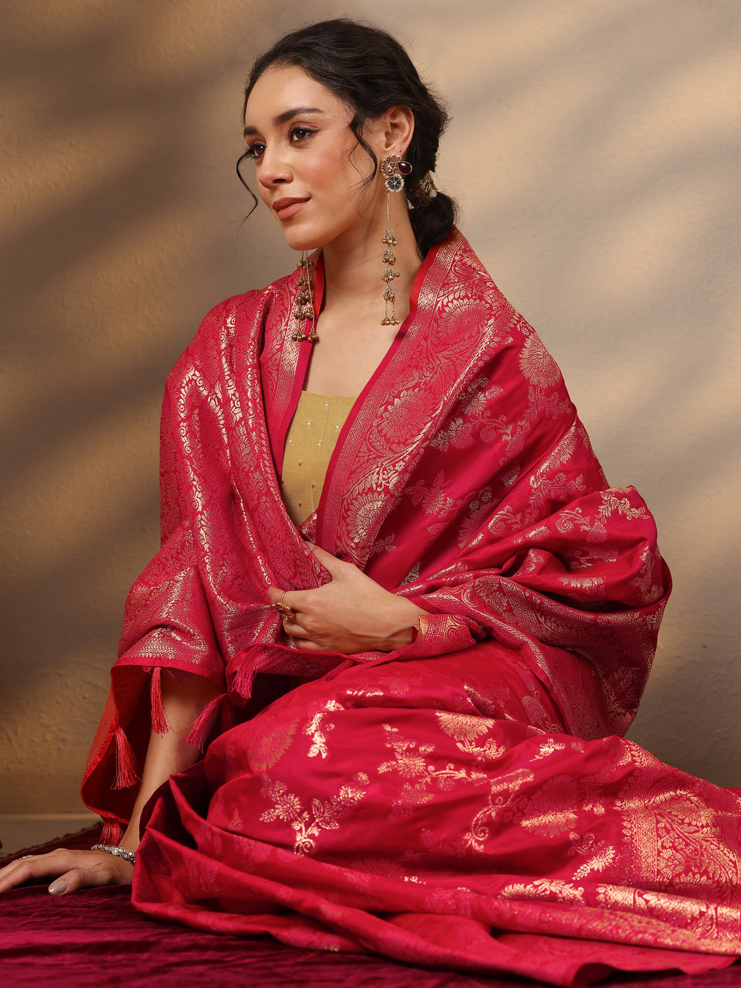  Pink Woven Design Silk Blend Saree With Unstitched Blouse Piece 