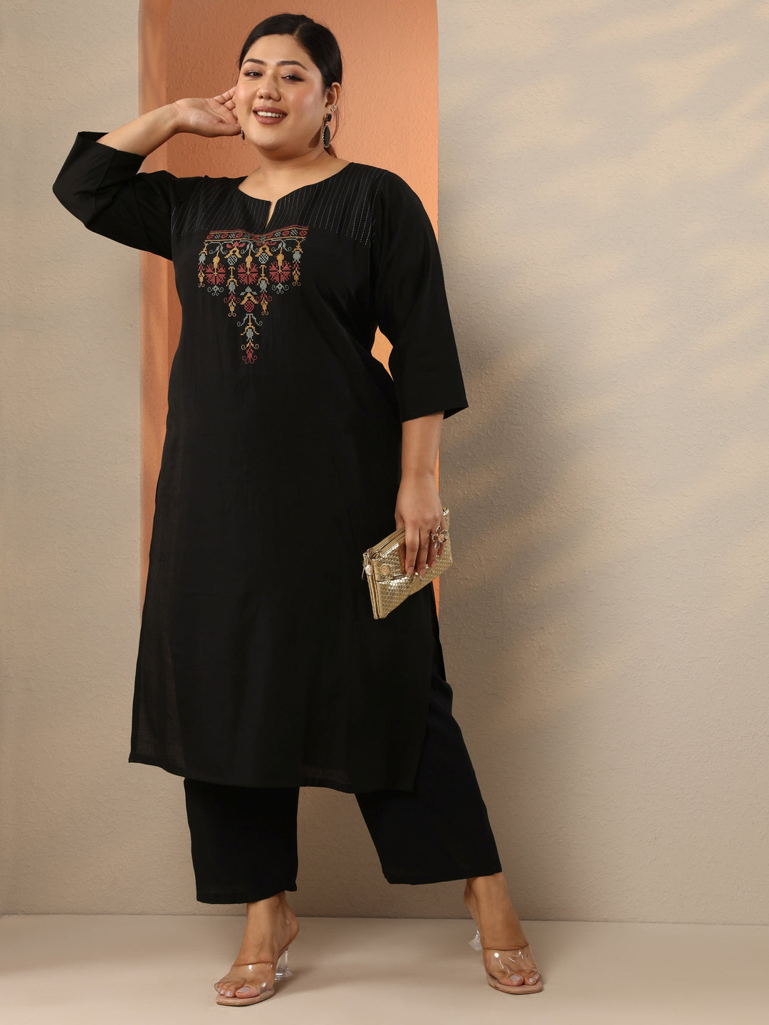  Plus Size Black Embroidered Silk Blend Straight Kurta 