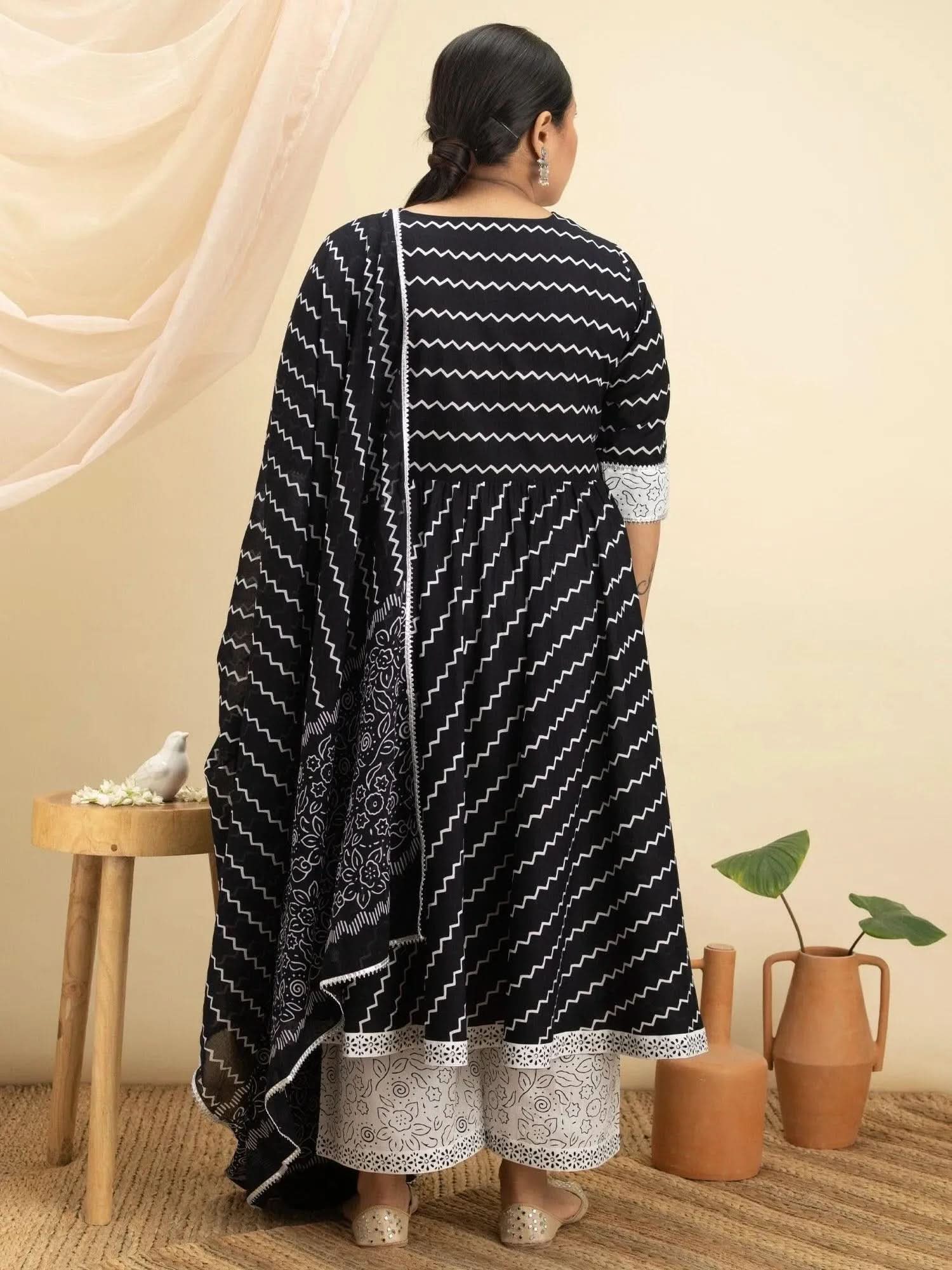 

Buy Black Cotton Printed Anarkali Kurta With Cotton Palazzo And Dupatta Online