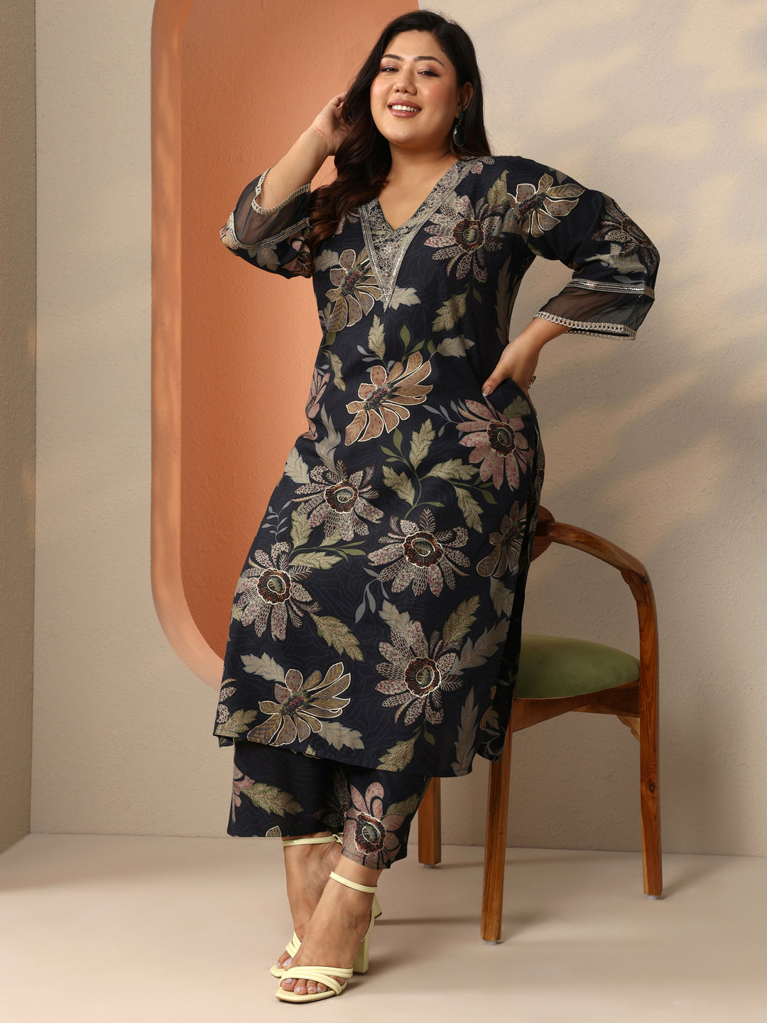  Plus Size Black Printed Silk Blend Straight Kurta Set 