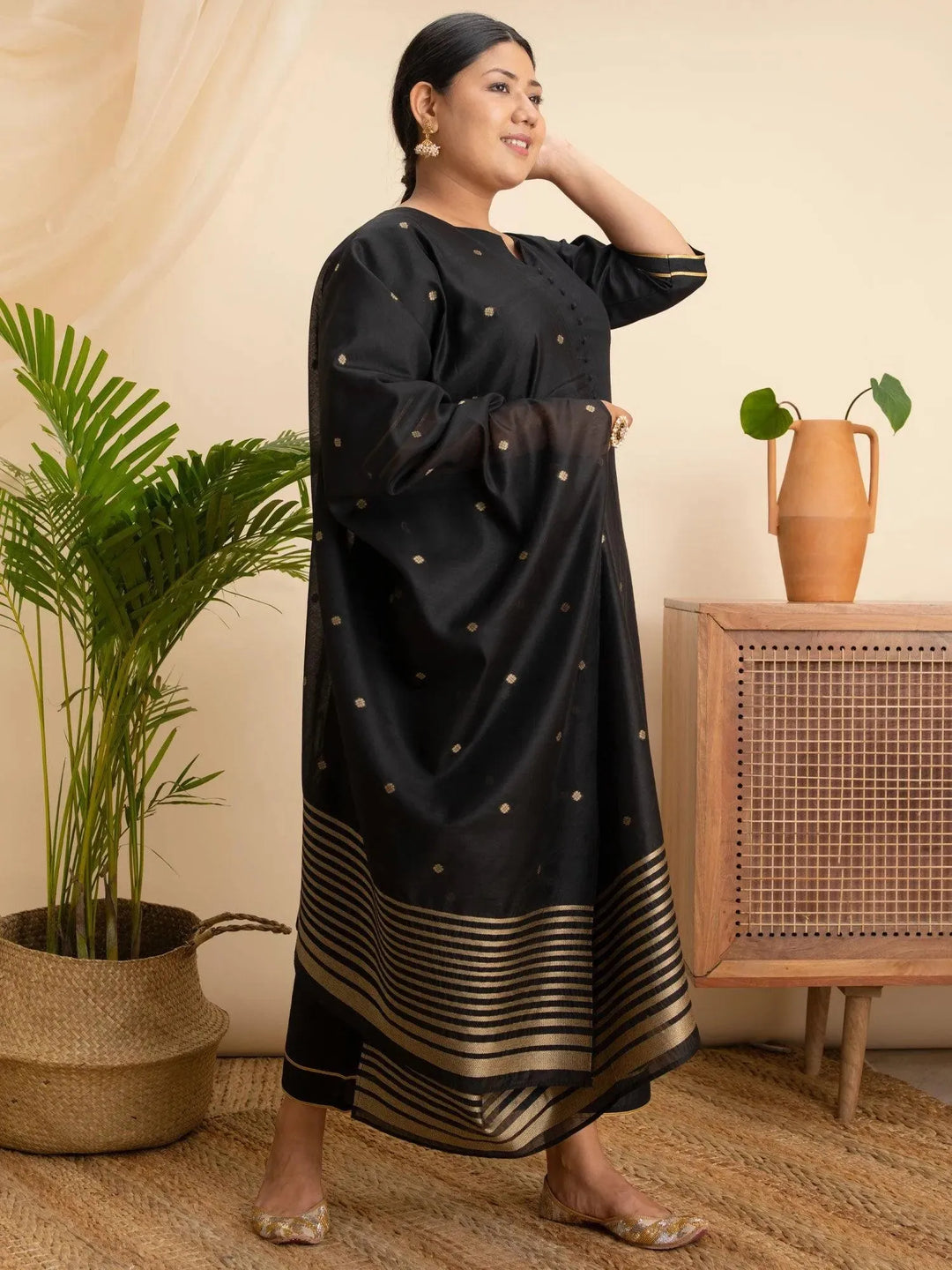 Plus Size Black Solid Cotton Suit Set - Libas