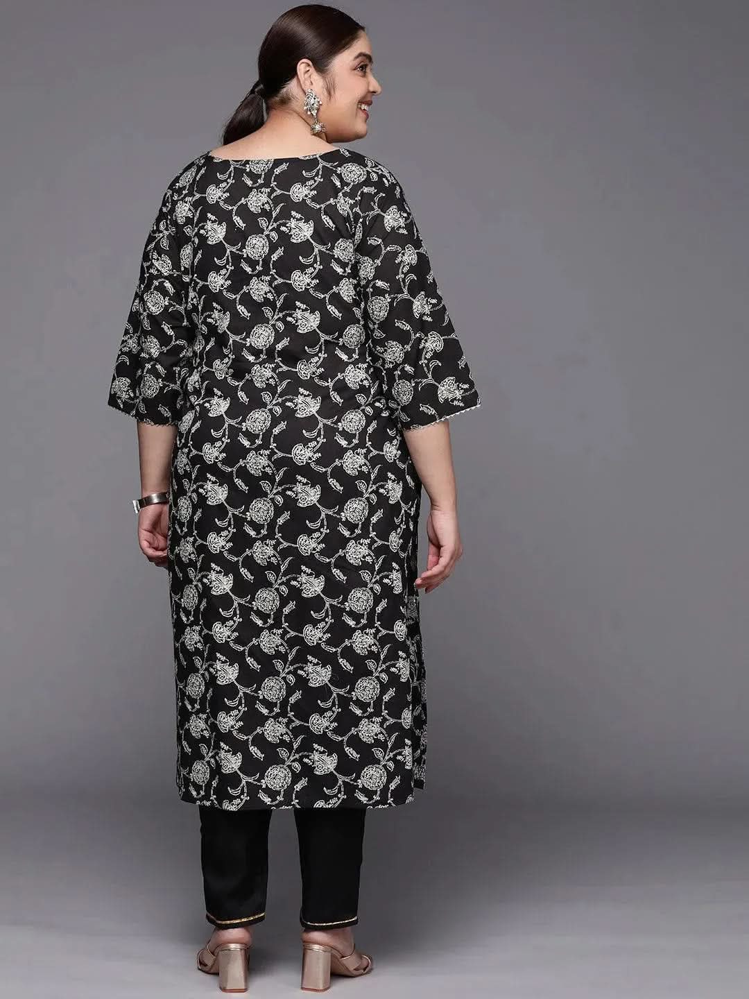 Plus Size Black Yoke Design Cotton Straight Kurta - Libas 