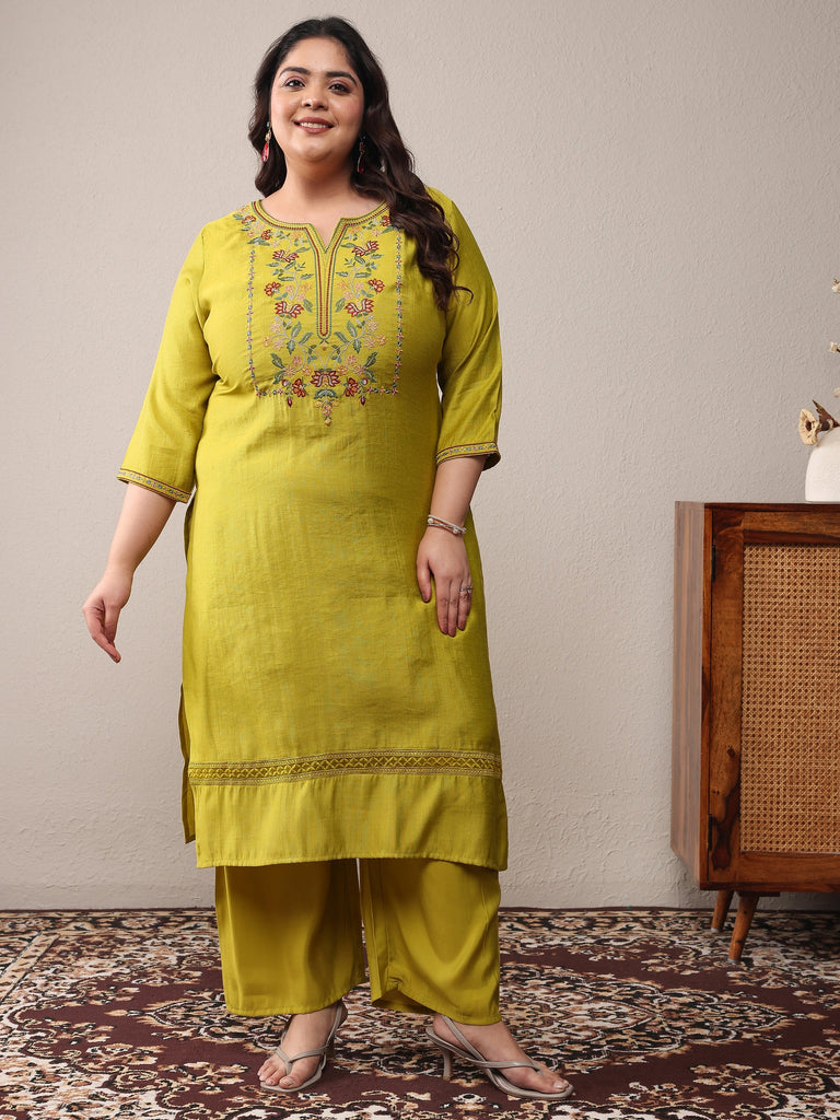 Plus Size Green Embroidered Silk Blend Straight Kurta Set