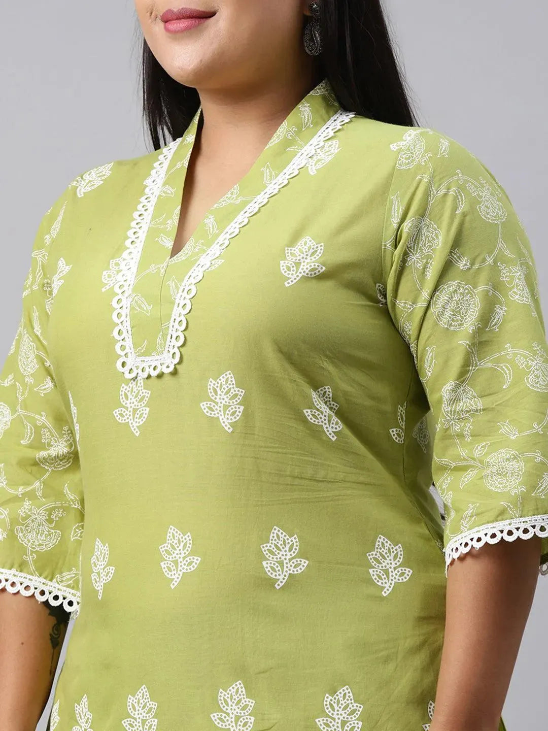 Plus Size Green Printed Cotton Kurta - Libas 