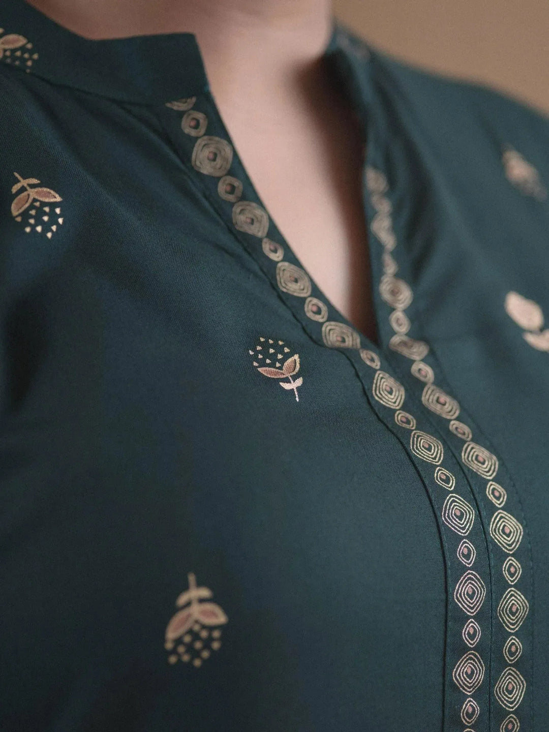 Plus Size Green Printed Rayon Kurta Set - Libas 