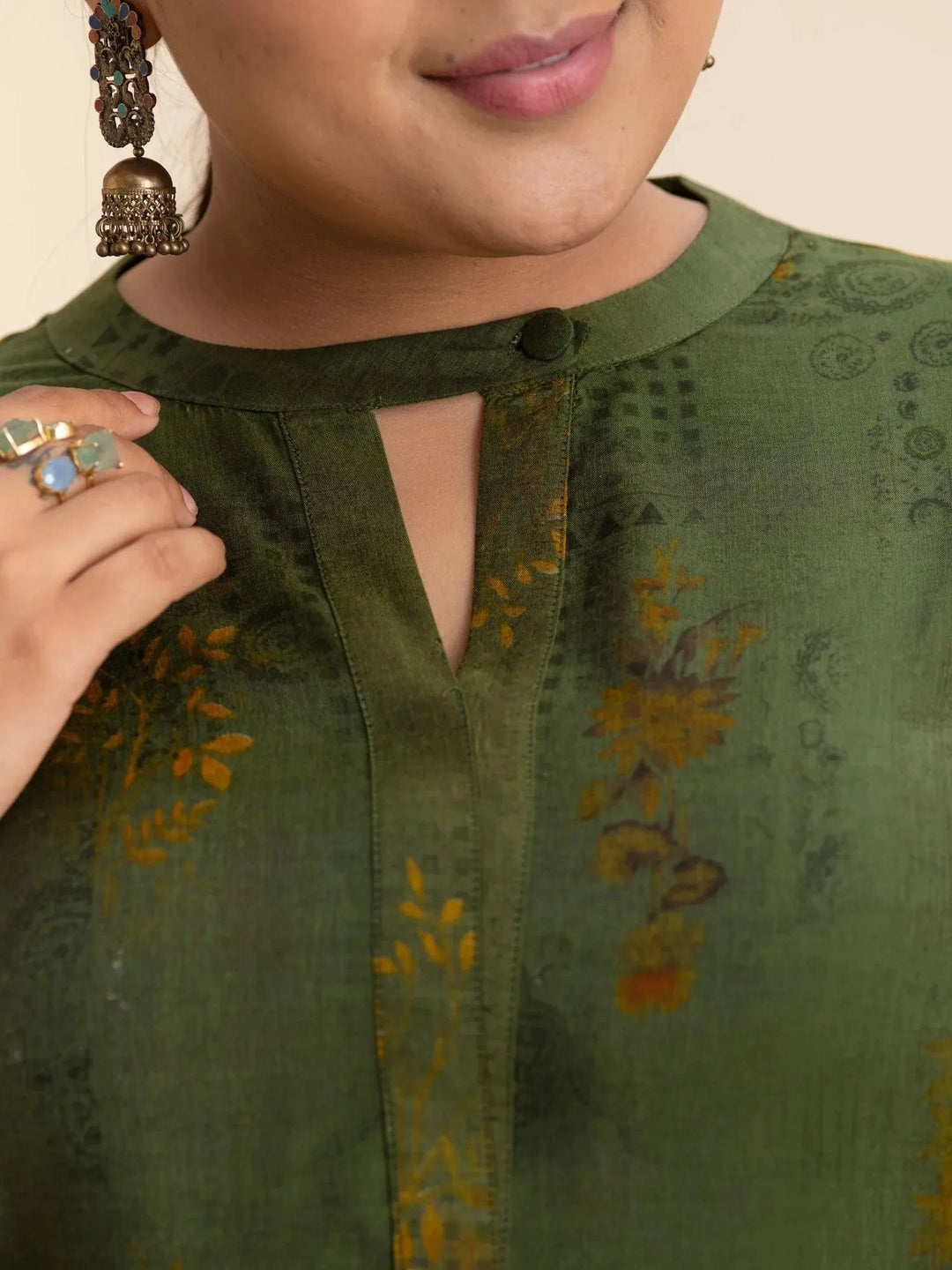 Plus Size Green Printed Rayon Kurta - Libas