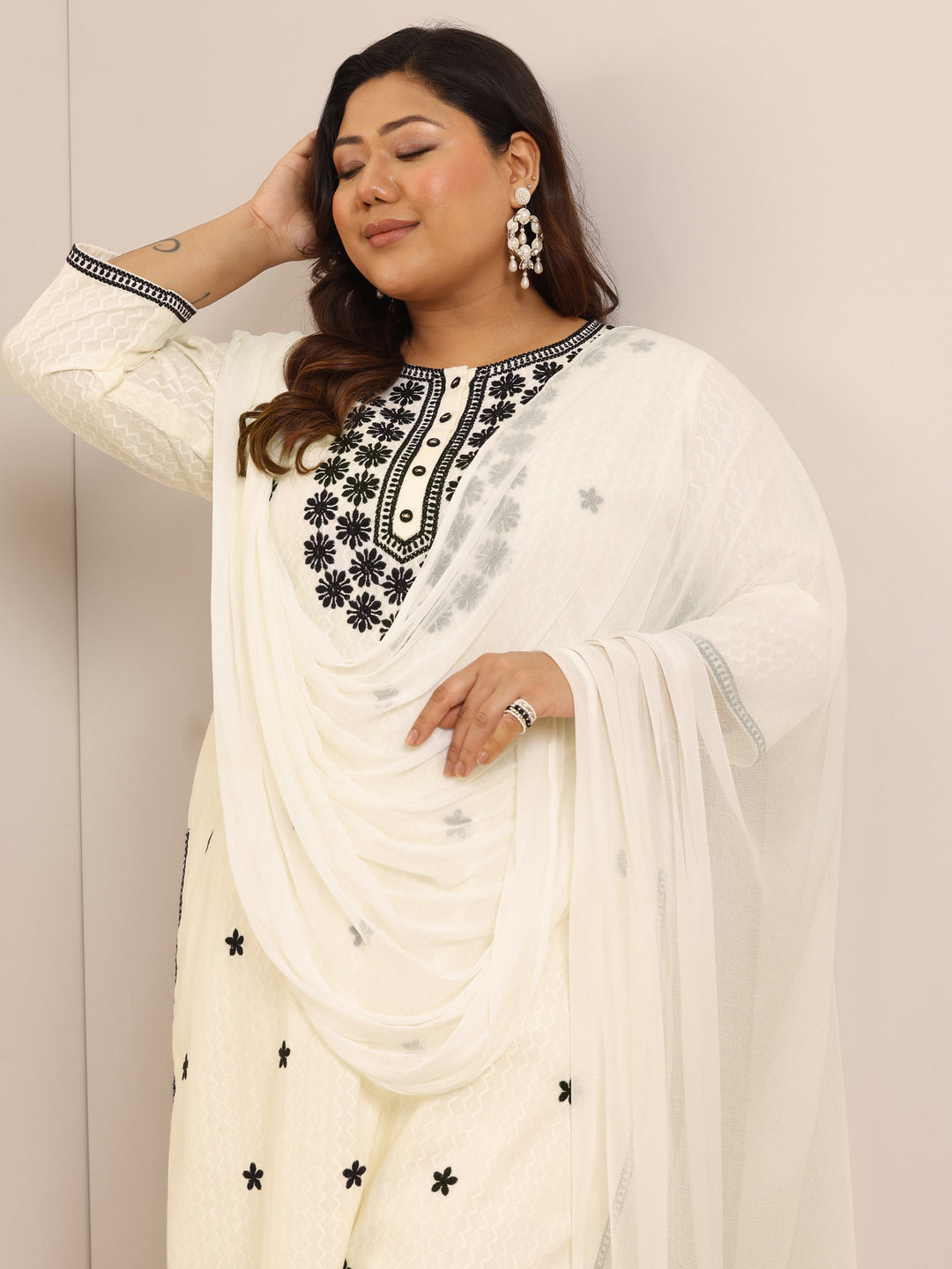  Plus Size Off White Embroidered Cotton Straight Suit Set With Dupatta 